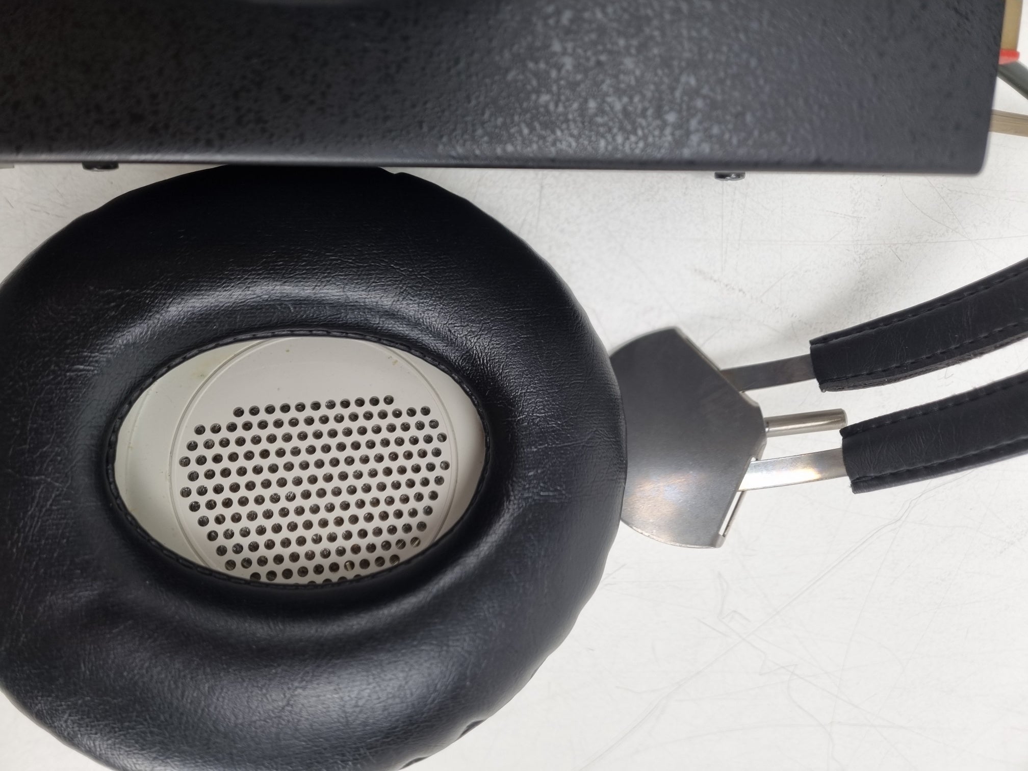 STAX SRD-6 - Adaptor Electrostatic Headphone Energizer - SR-3  Ear Speaker