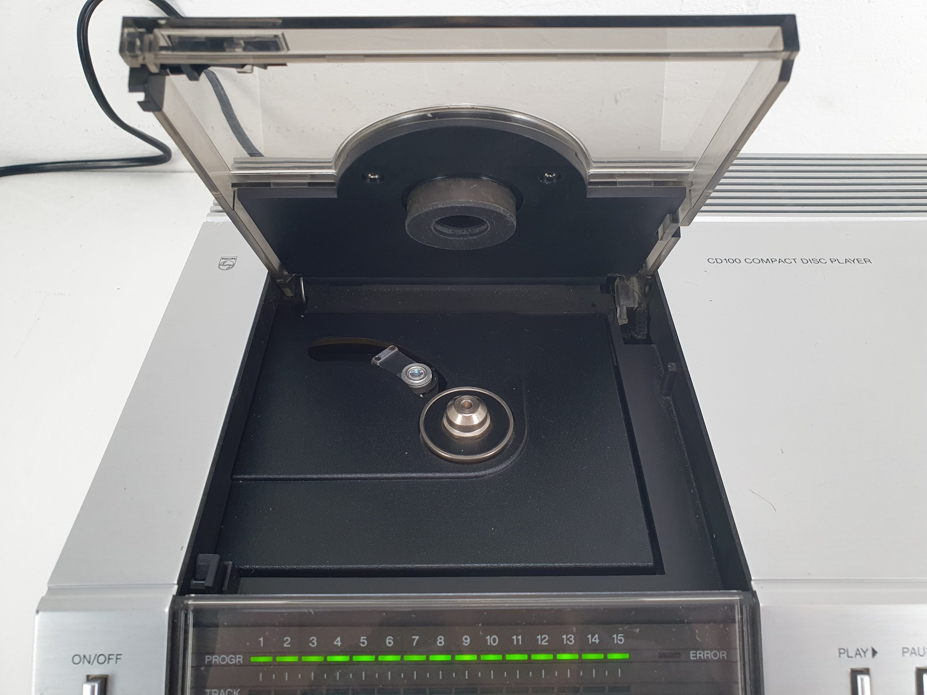Philips CD100 CD player - Made in Holland- Serviced