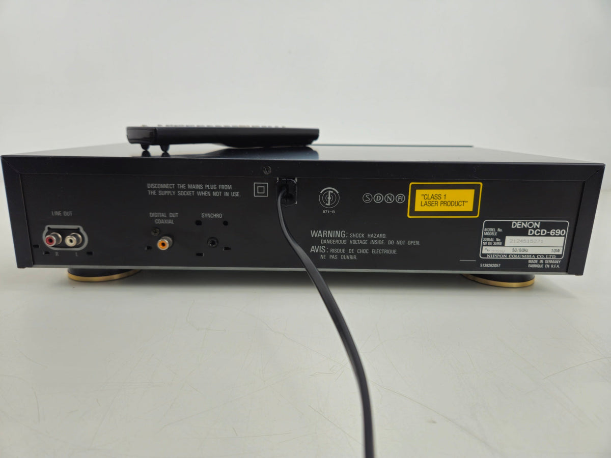 Denon - DCD-690 - Compact Disc Player - With Remote