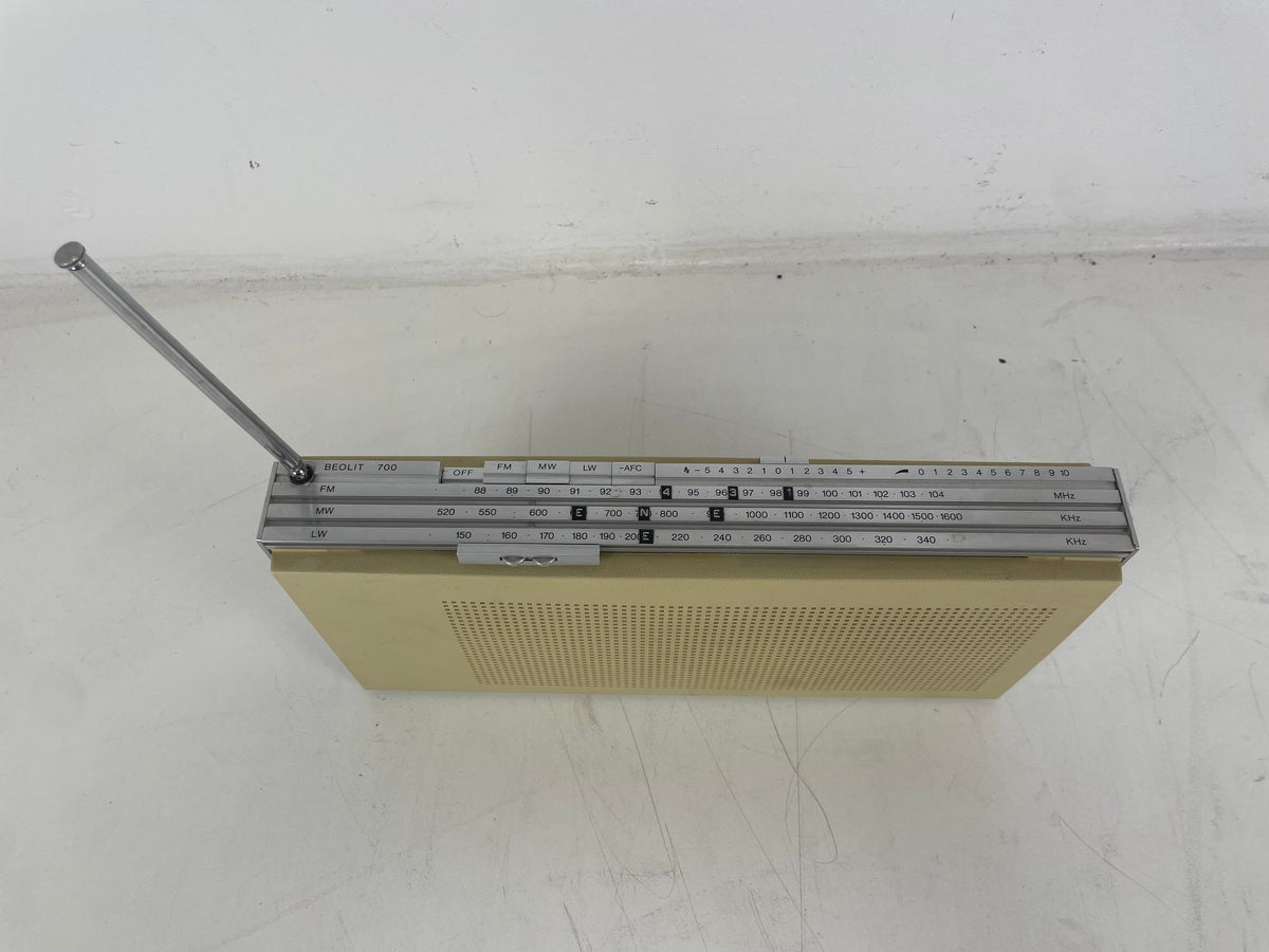 Bang & Olufsen - Beolit 700 - Portable Radio