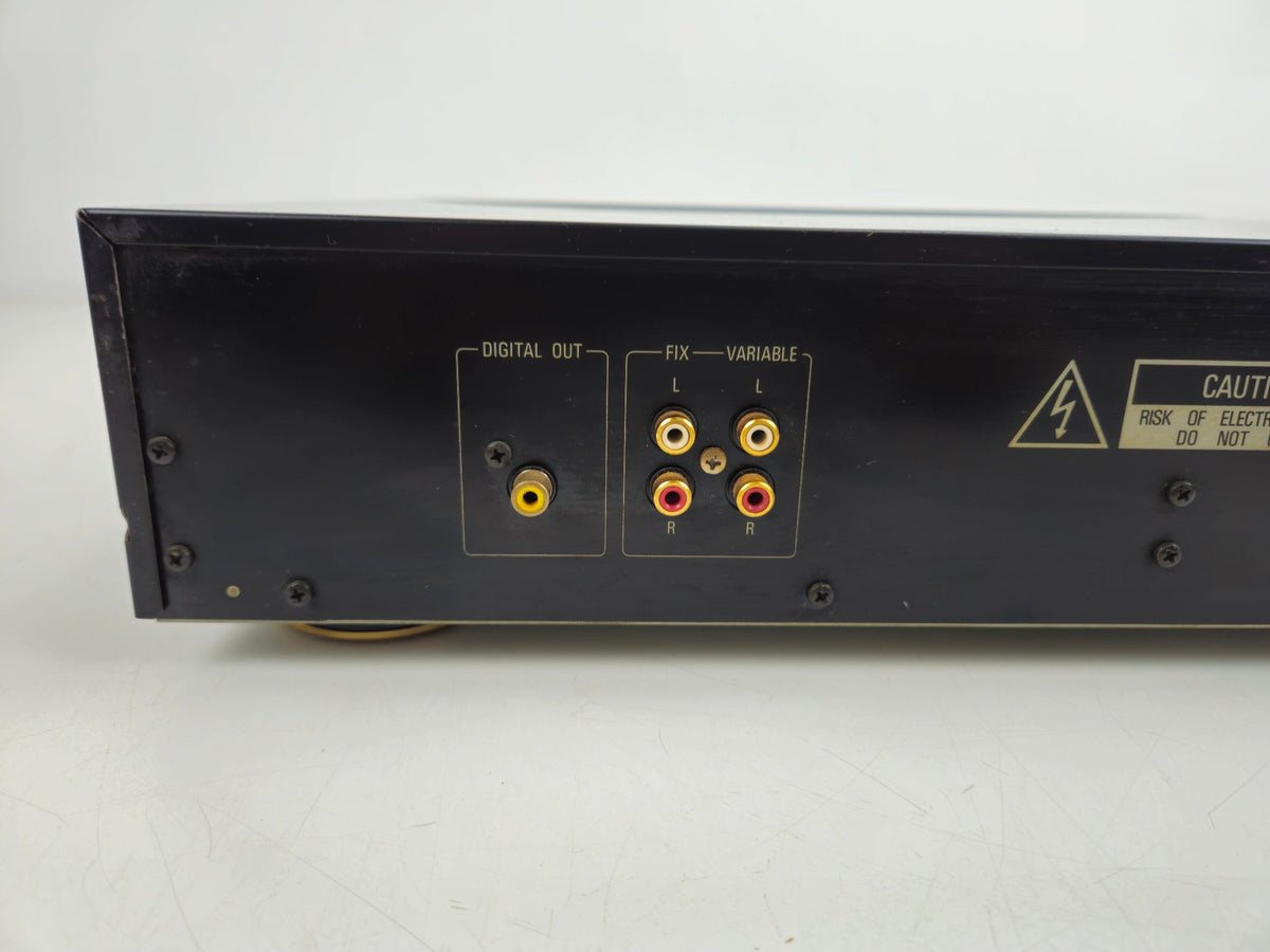 Denon - DCD-1700 - Stereo Compact Disc Player