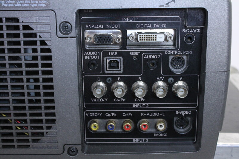 Eiki Projector CL-X71 met koffer en accessoires nr. 2