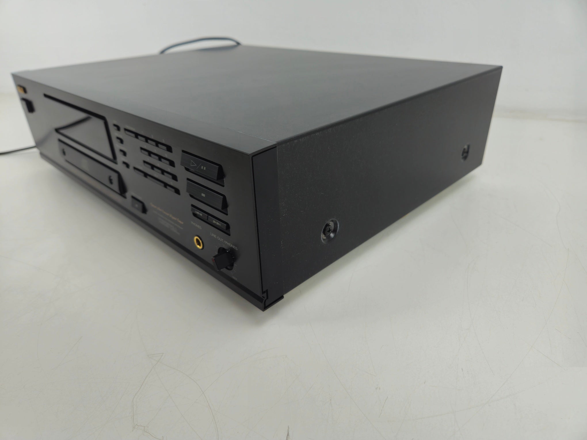 Akai - CD-57B - Compact Disc-speler - Incl. Handleiding/Originele Doos/Afstandsbediening - Als Nieuw