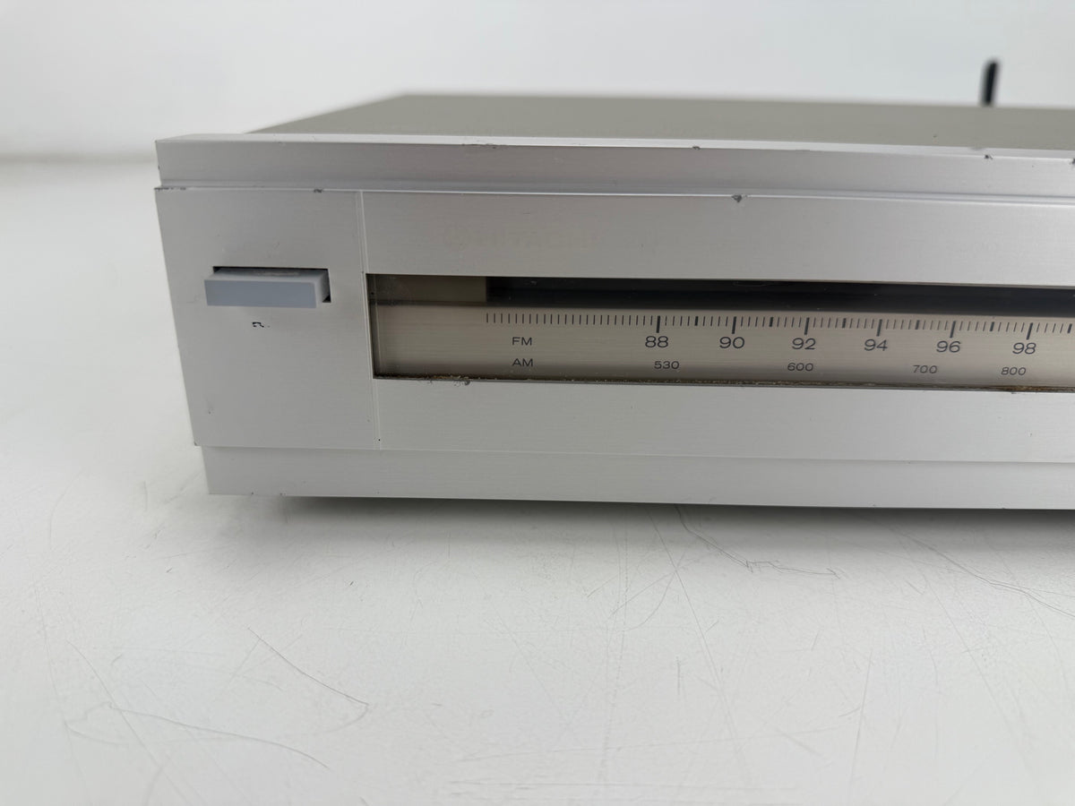 Hitachi FT-3400 stereo tuner - Nieuwe schaalverlichting