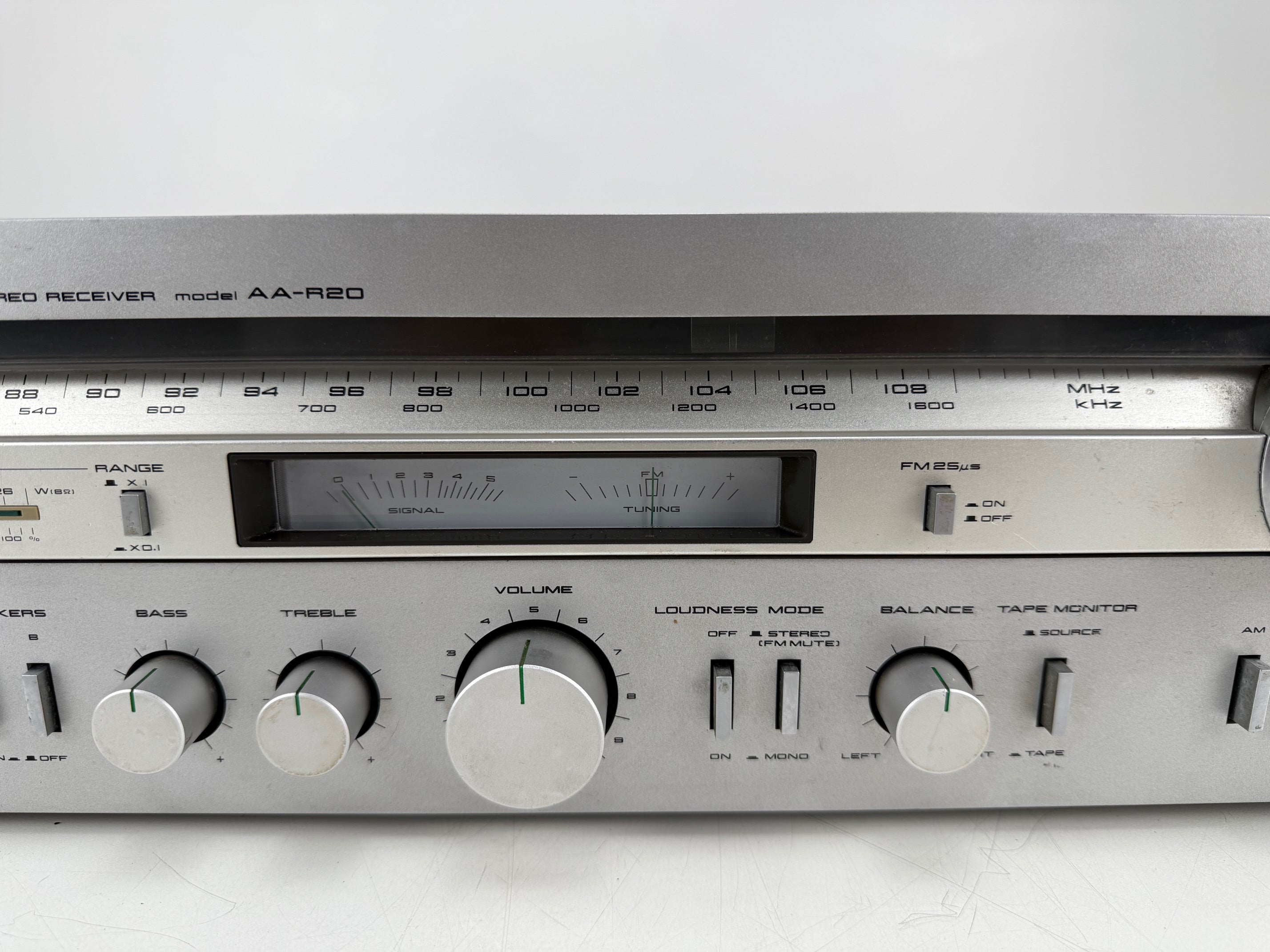 Akai AA-R20 Stereo Receiver - Serviced
