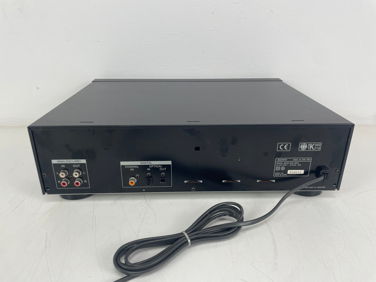 Sony - DTC-790 - DAT-Recorder - Serviced (Repaired)