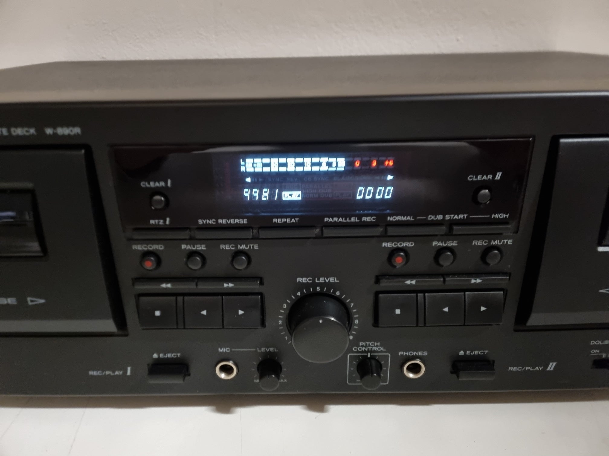 TEAC W-890R Dubbele cassettedeck met automatische omkeerfunctie - In zeer goede staat