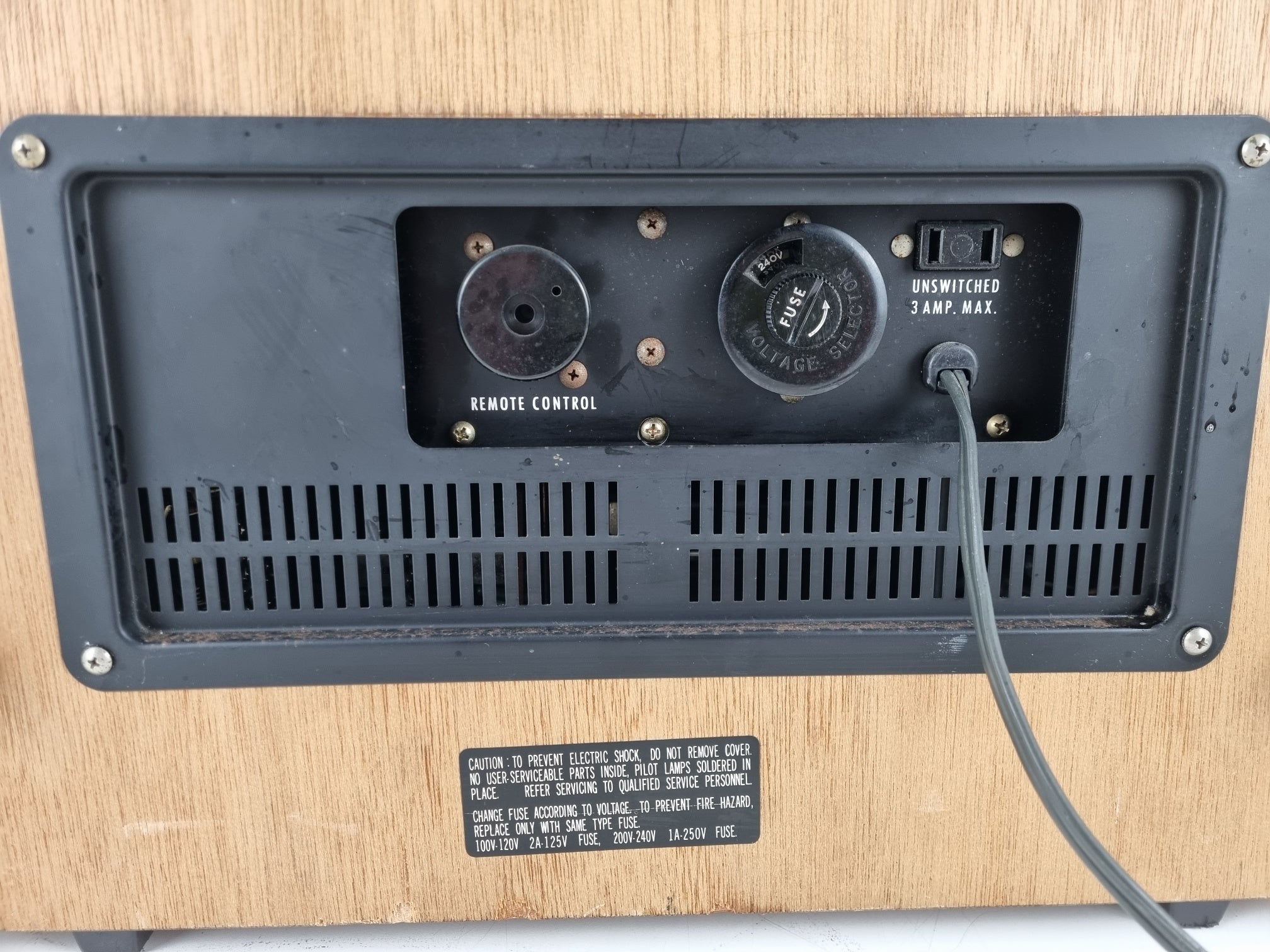 Akai GX-365D - Koppen gereinigd - Contacten hersteld - Werkt