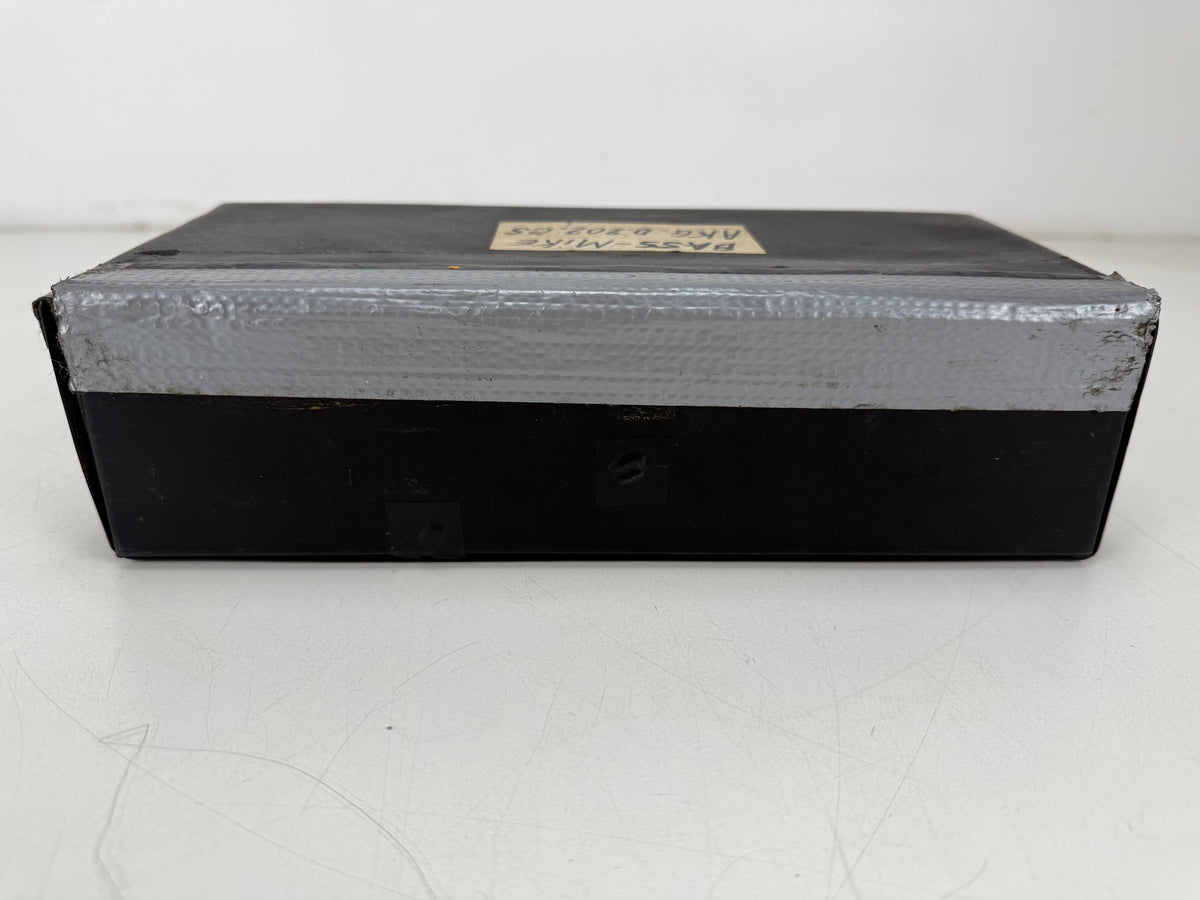 AKG D 202 CS Dual-Capsule Dynamic Microphone With Case And DIN To XLR Connector