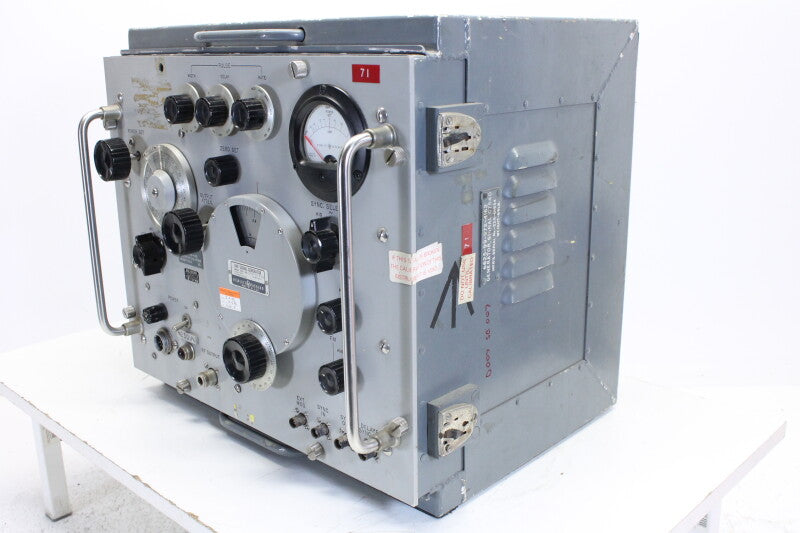 Hewlett Packard UHF Signaalgenerator Model 616B