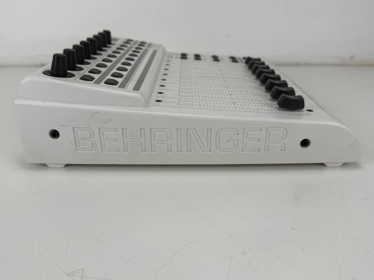 Behringer BCF2000 8-Channel Moterized Fader Mixer/Midi Controller