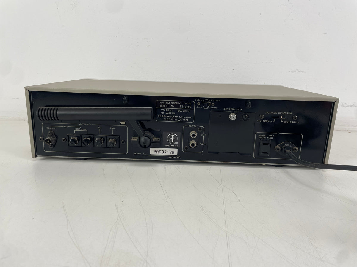 Hitachi – FT-5000 – Quartz Digital Synthesizer AM/FM Stereo Tuner