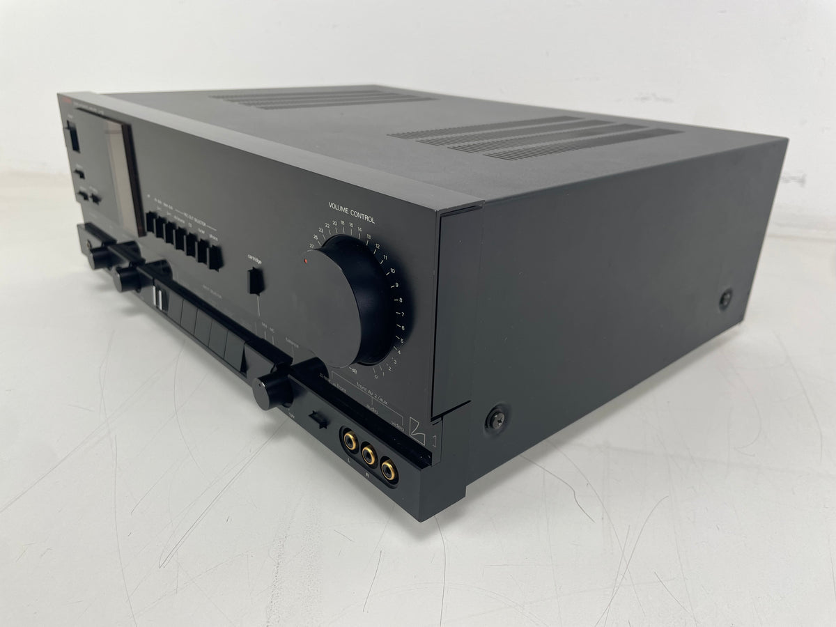 Luxman - LV-105 - Stereo Integrated Amplifier - Inc. Original Box/Manual - Mint - Serviced (Repaired)