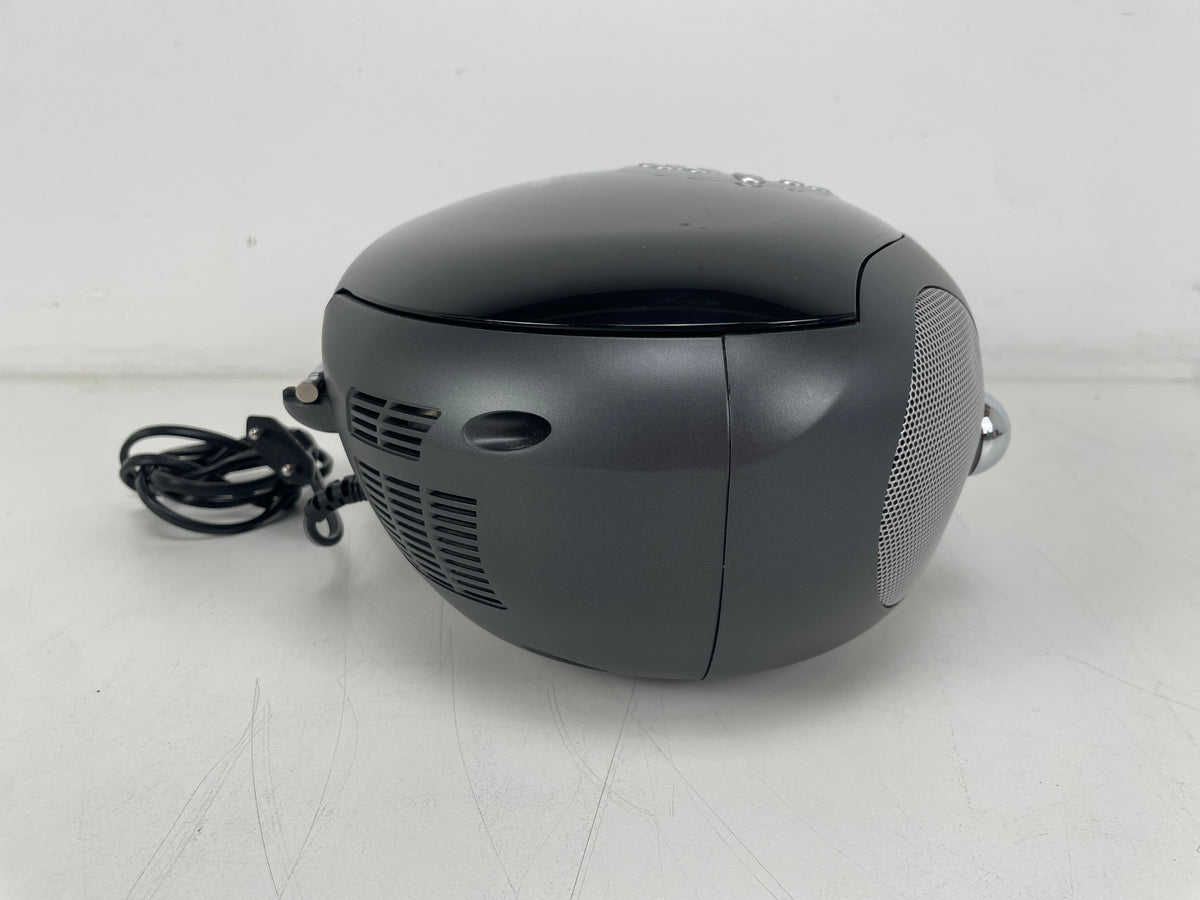 Grundig - Beezz - RCD 6800 DEC/A - Draagbare Radio/CD/SD/USB-speler