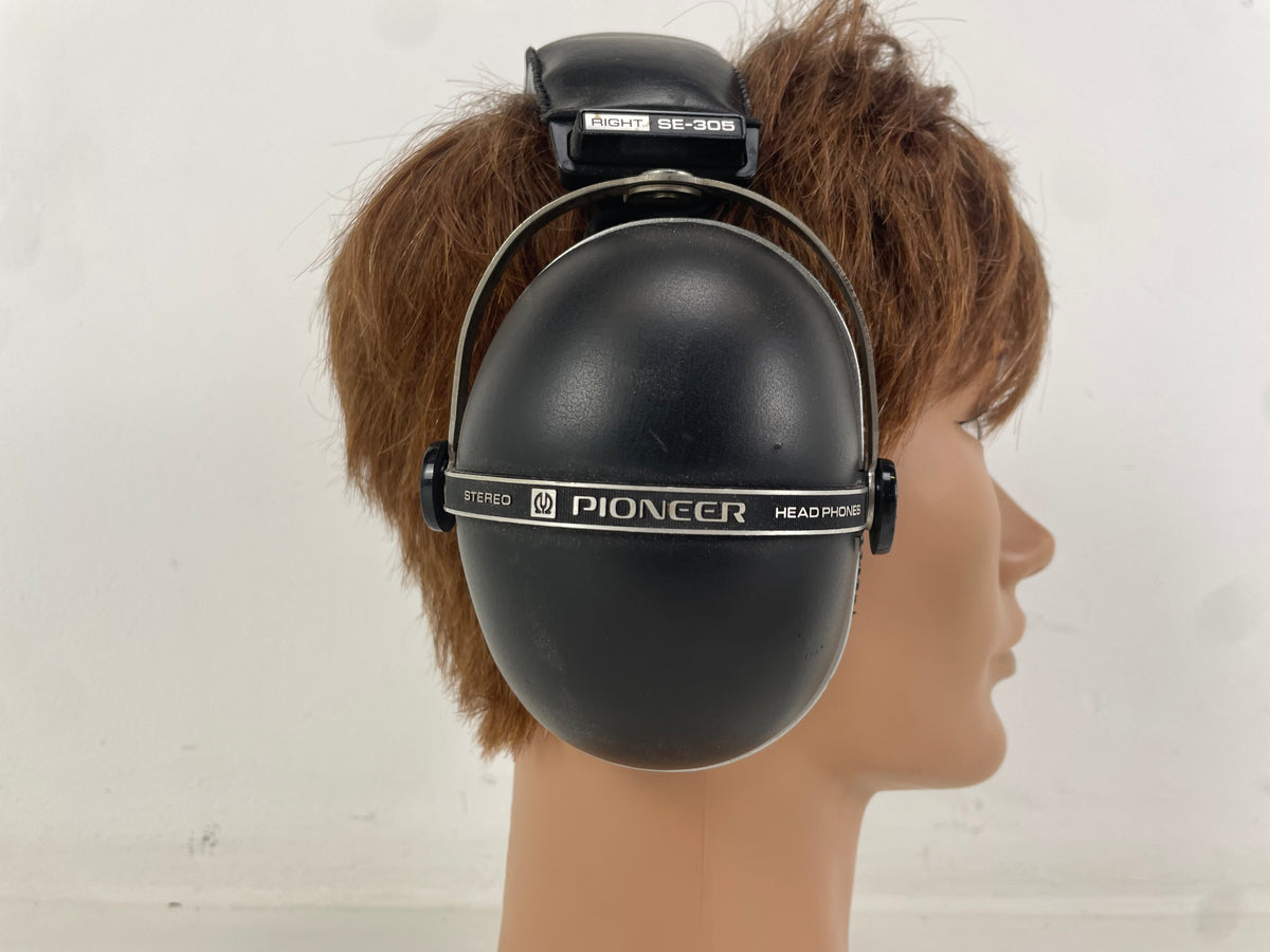 Pioneer – SE-305 – Vintage Stereo Headphones