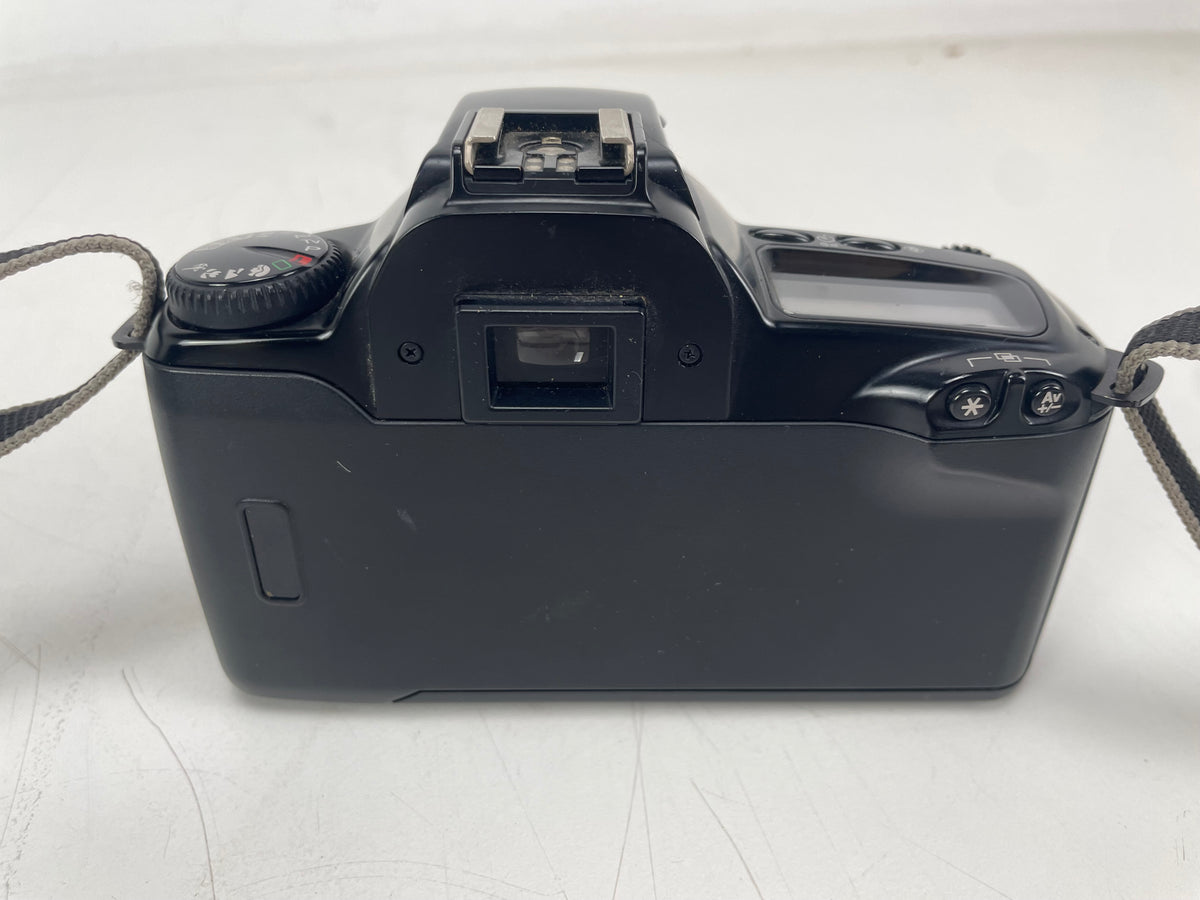 Canon EOS 3000 – Analoge 35mm Filmcamera – Incl. Accessoires/Handleiding – Zoals Het Is (Niet Getest)