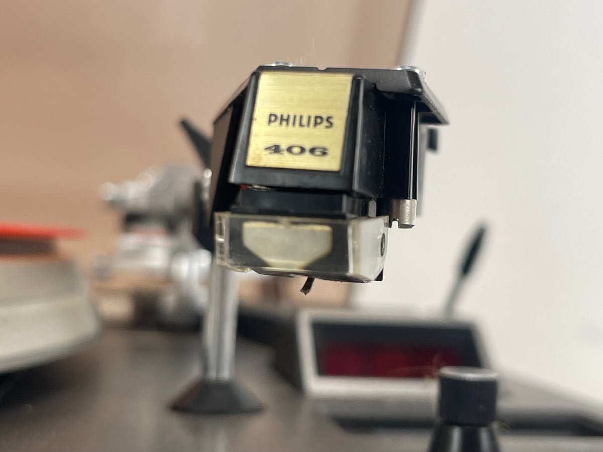 Philips – 977 – Automatic Quartz PLL Direct Control Turntable – Transport Secured - GP406