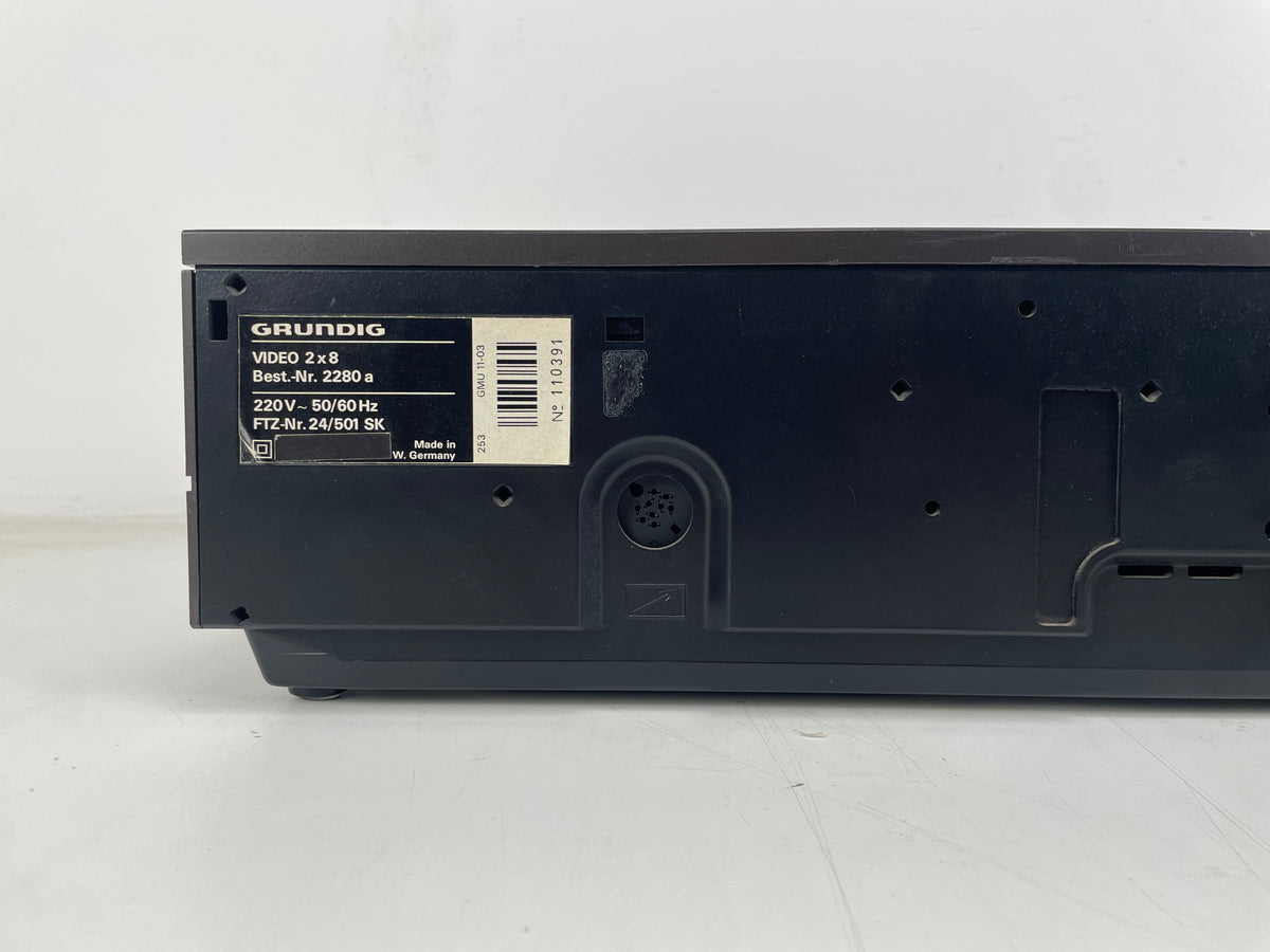 Grundig - Video 2x4/2x8 - 2280a - Video2000 - Videocassetterecorder - Onderhouden (gerecaped/gerepareerd)