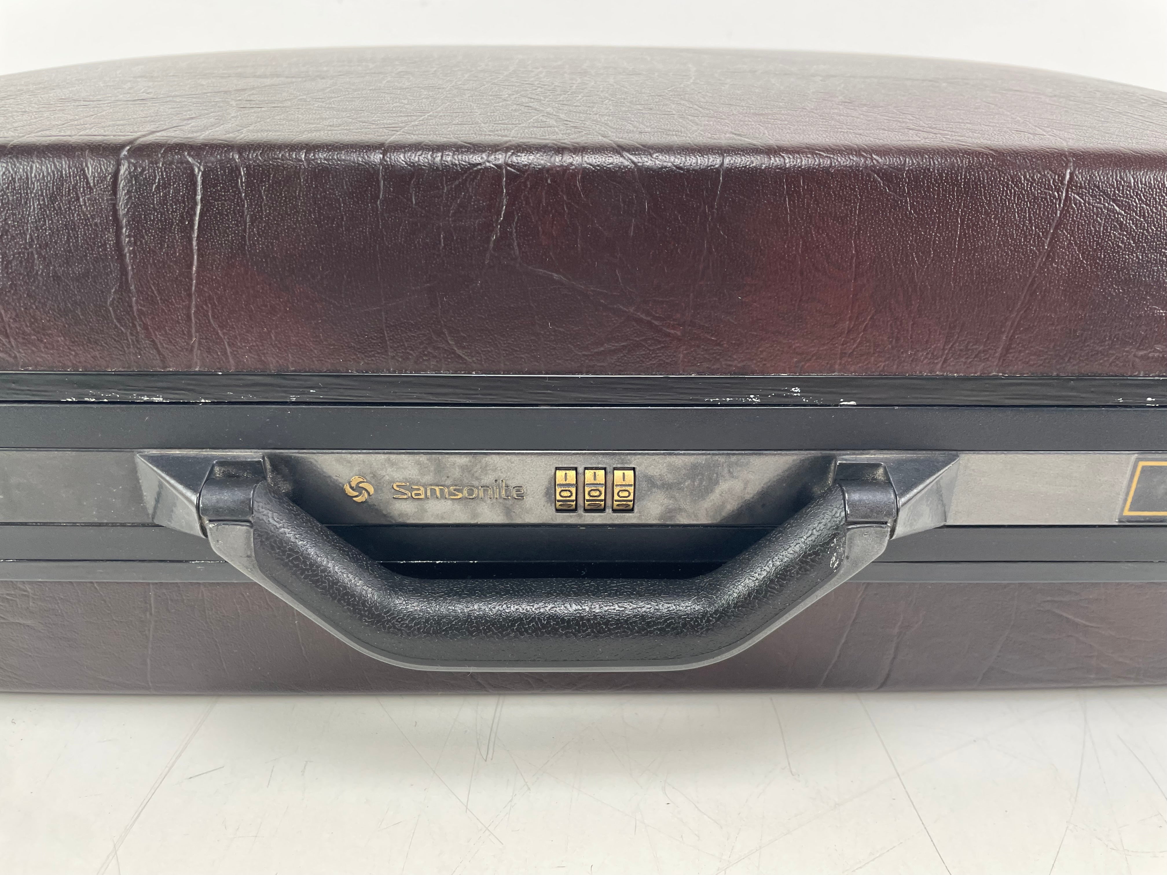 Samsonite - Vintage Suitcase