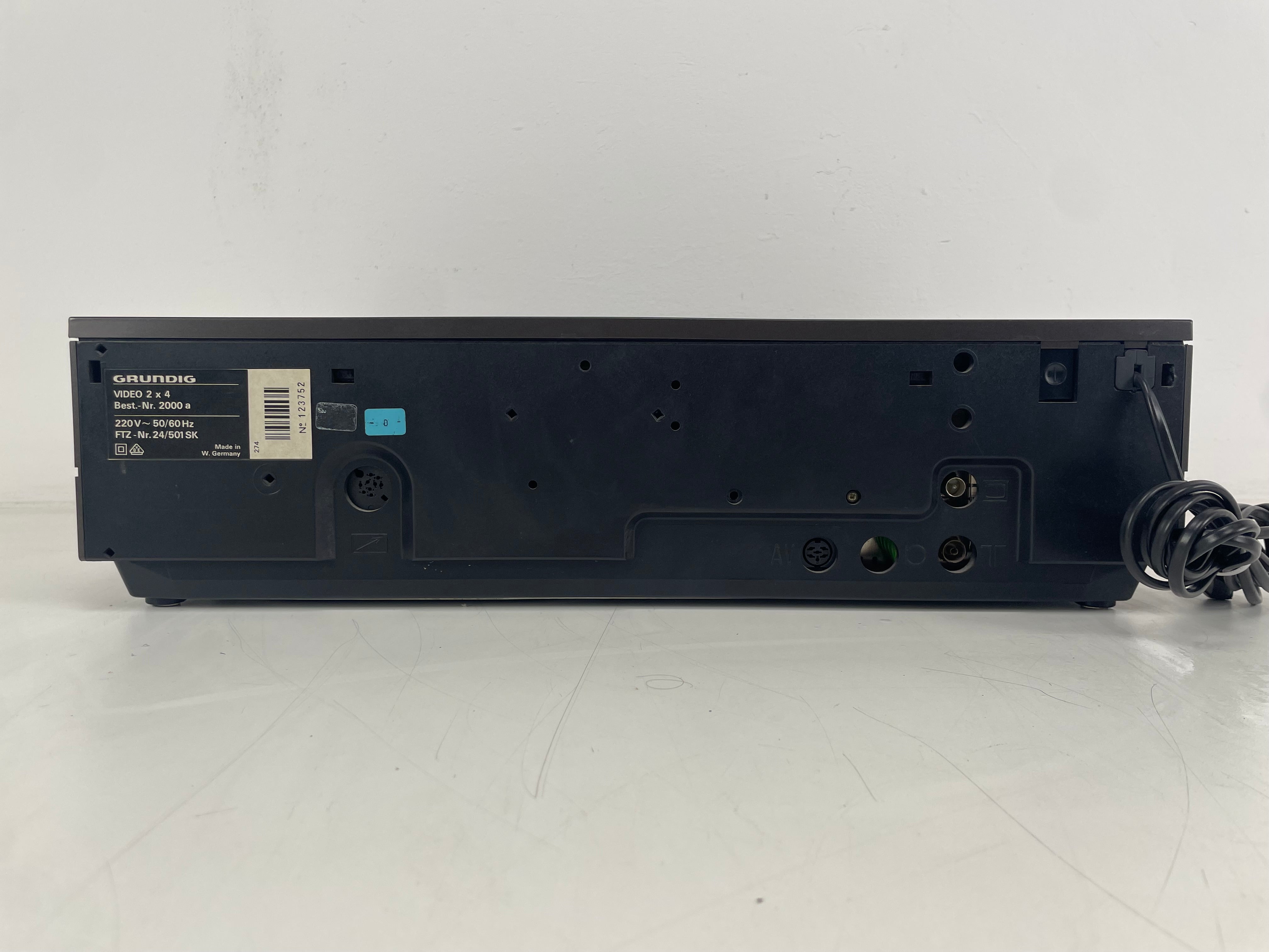 Grundig 2000a Video 2x4 – Video2000 – Videocassetterecorder – Onderhouden (gereviseerd/gerepareerd)