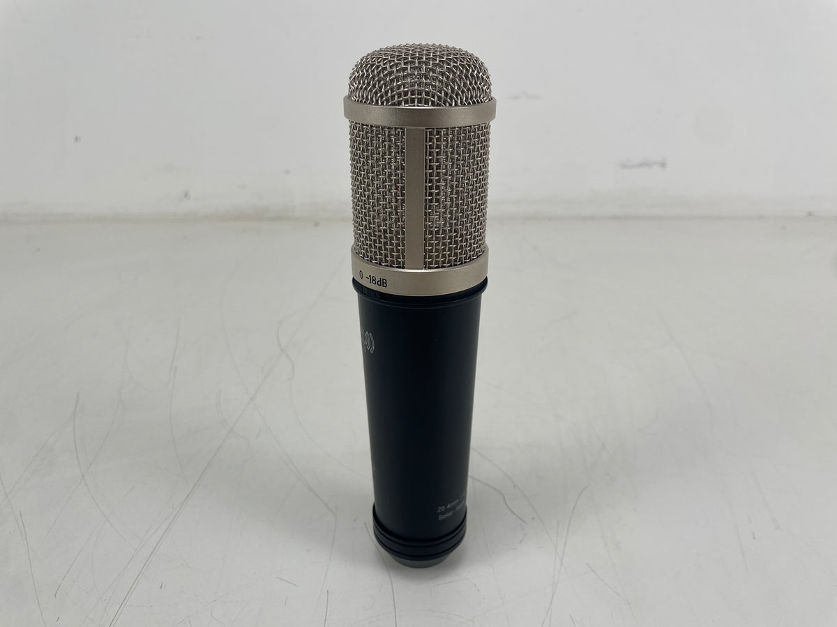ADK Microphones - Hamburg Edition - Inc. Pop-Filter/Shock-Mount/Case (Not Original)