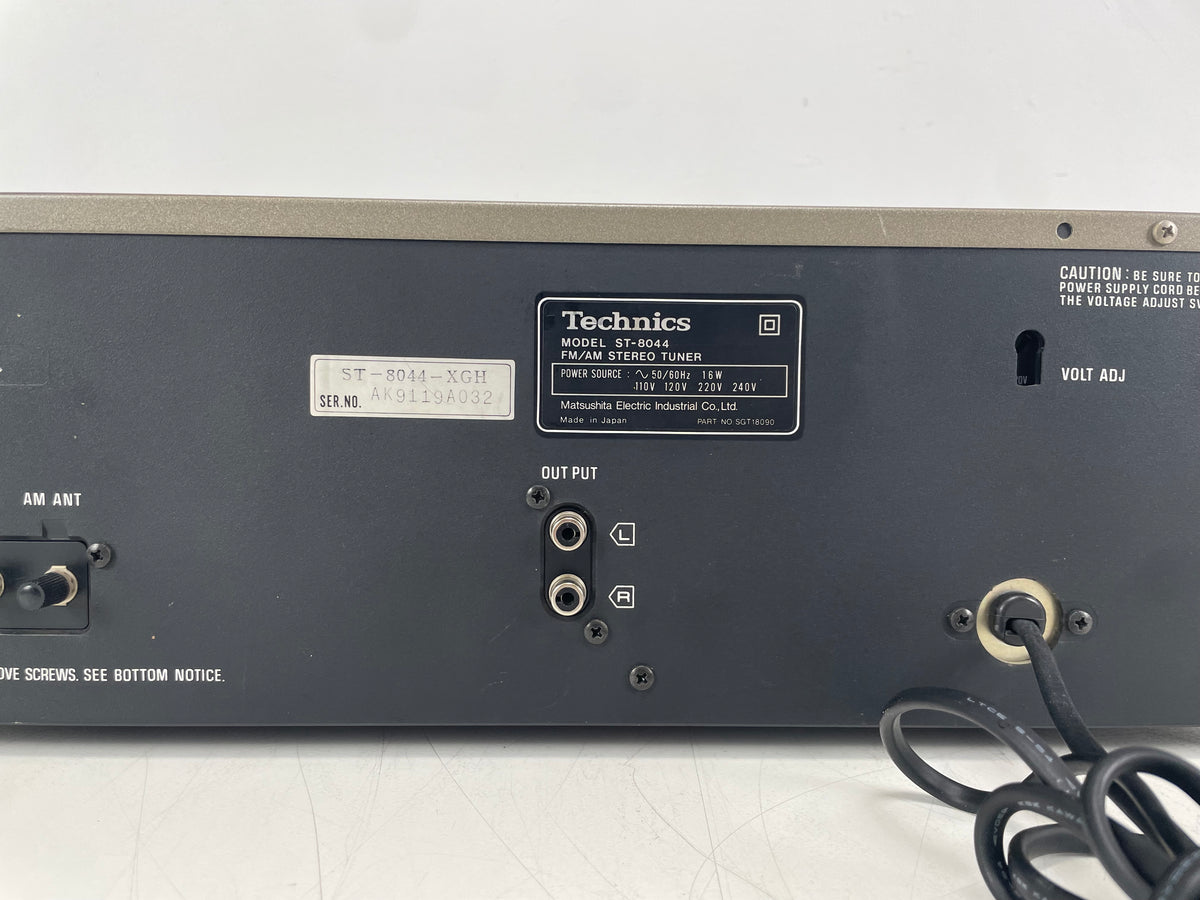 Technics – ST-8044 – FM/AM Stereo Tuner
