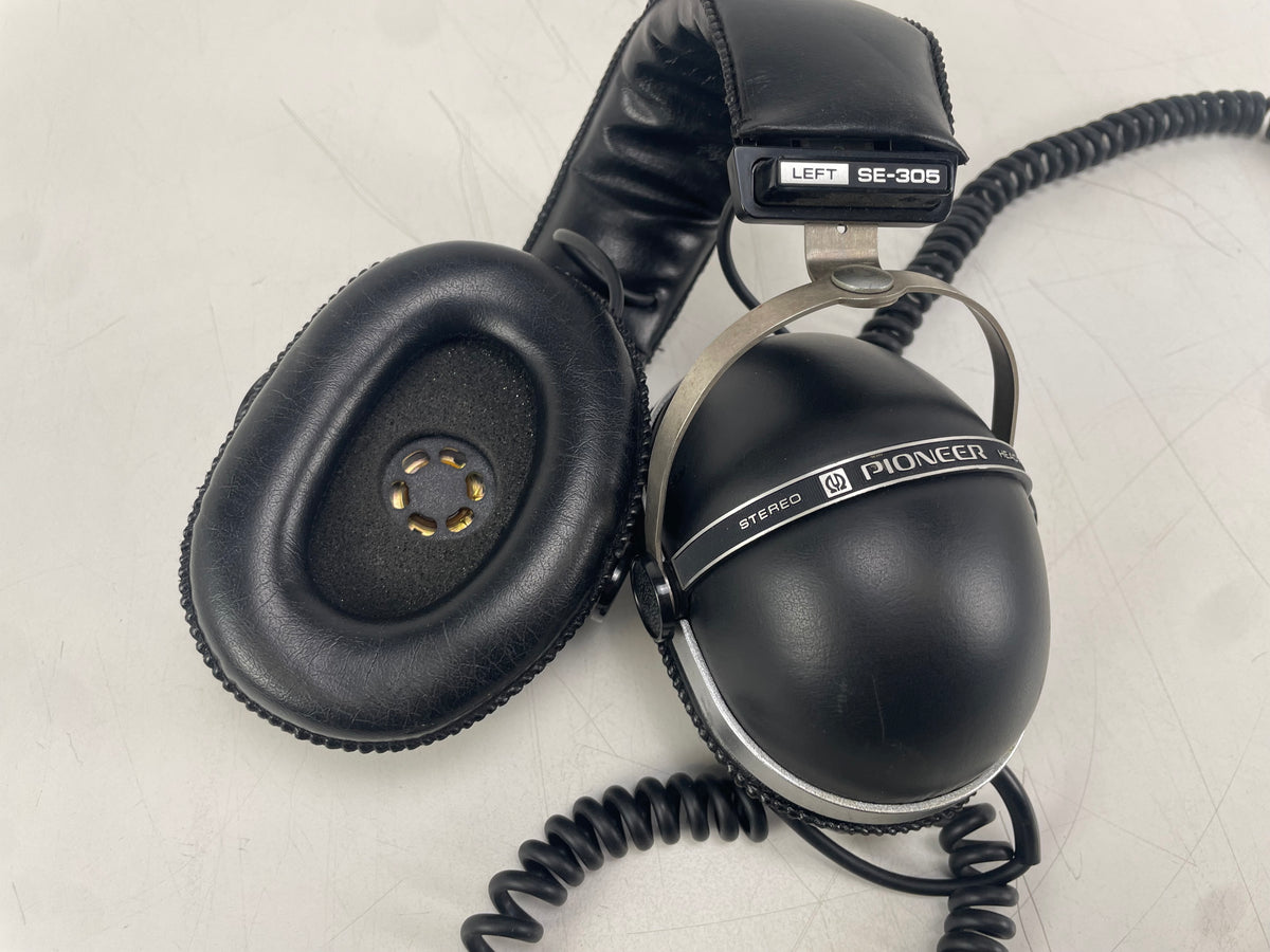 Pioneer – SE-305 – Vintage Stereo Headphones
