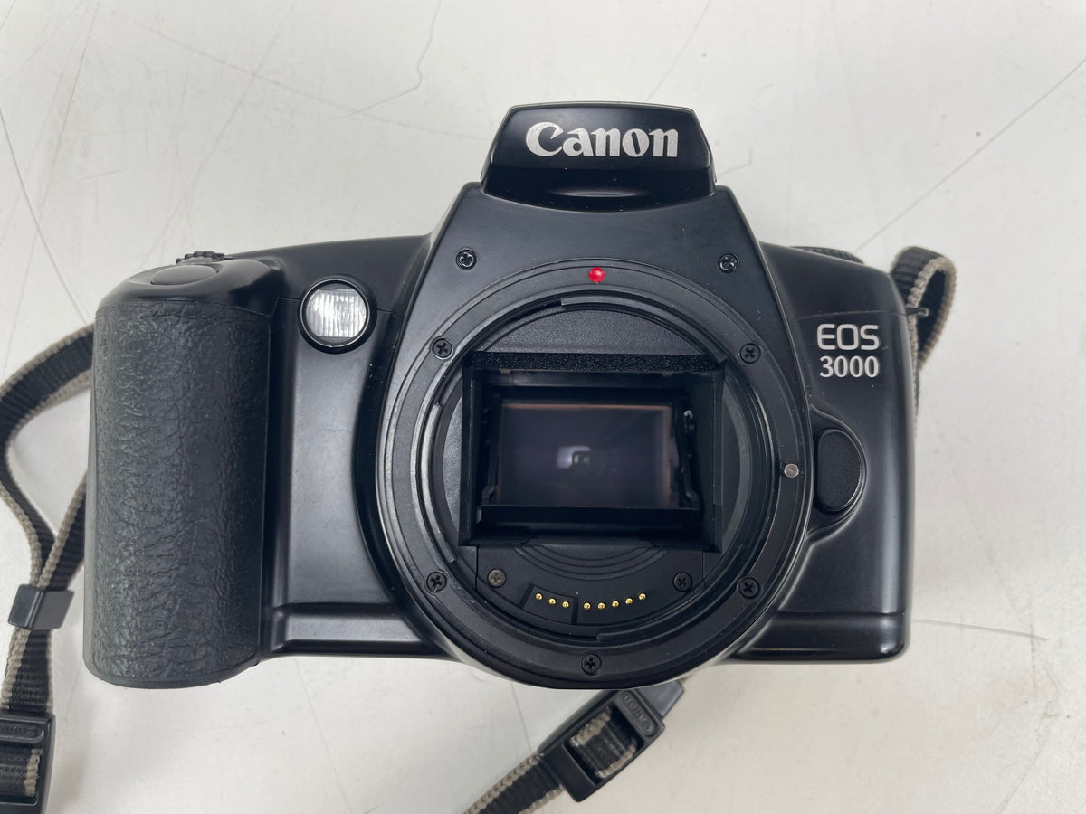 Canon EOS 3000 – Analoge 35mm Filmcamera – Incl. Accessoires/Handleiding – Zoals Het Is (Niet Getest)