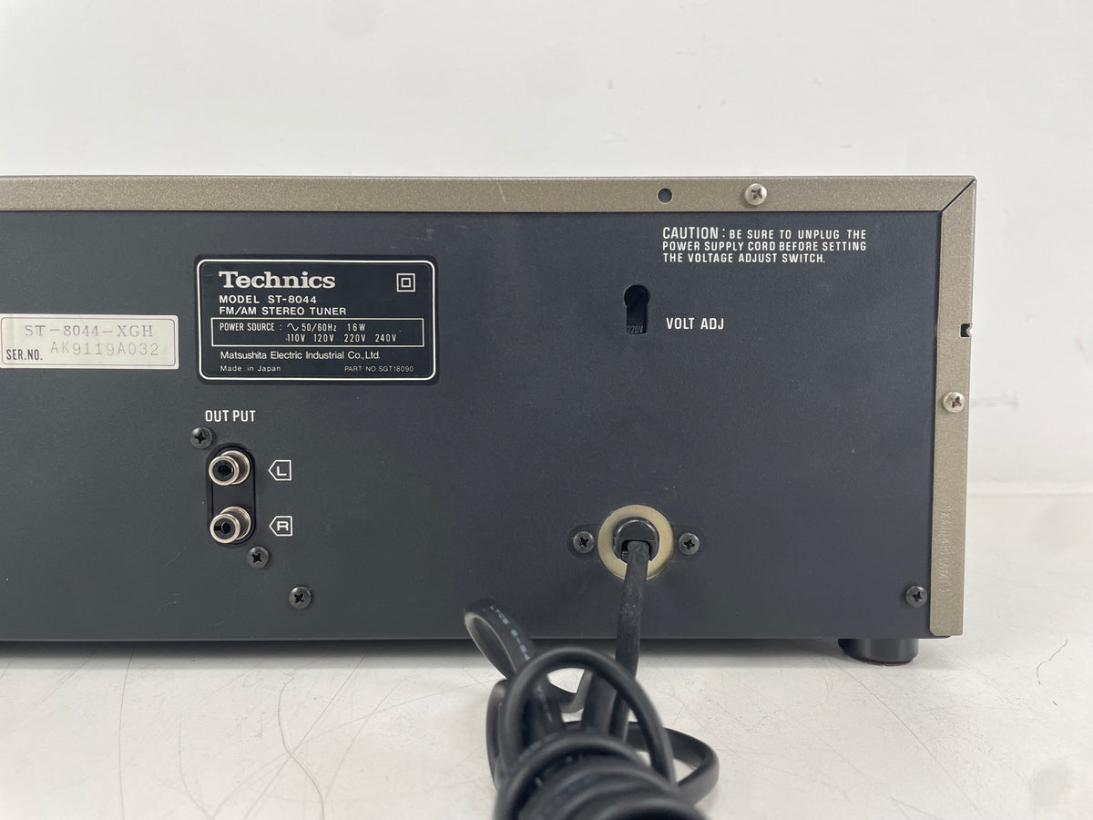 Technics – ST-8044 – FM/AM Stereo Tuner