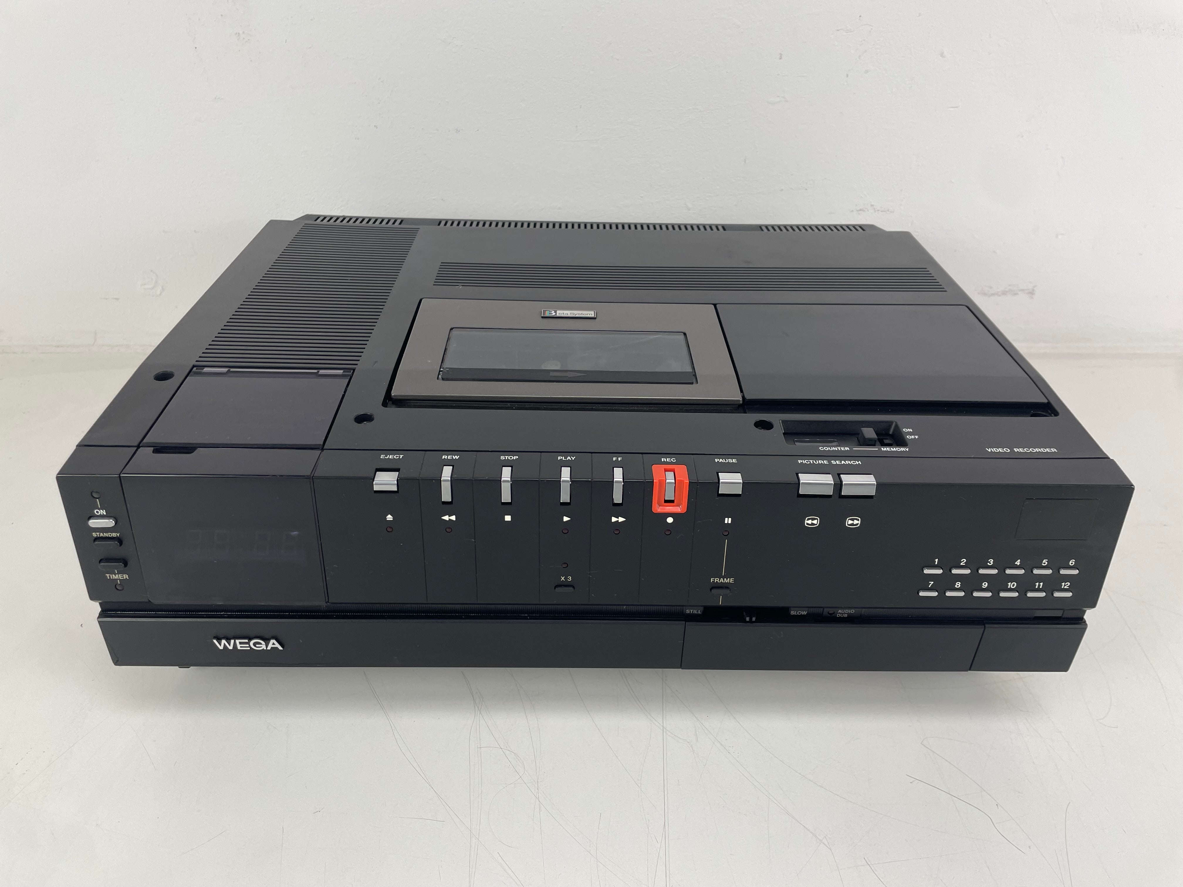 Wega (Sony) - Video 25 - Betasystem - PAL - Serviced (Repaired/Recapped)