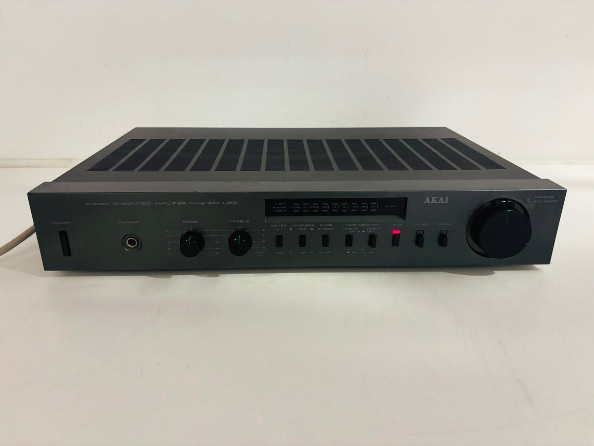 Akai - AM-U22 - Stereo Integrated Amplifier - 2 x 25W - Phono Input - Black