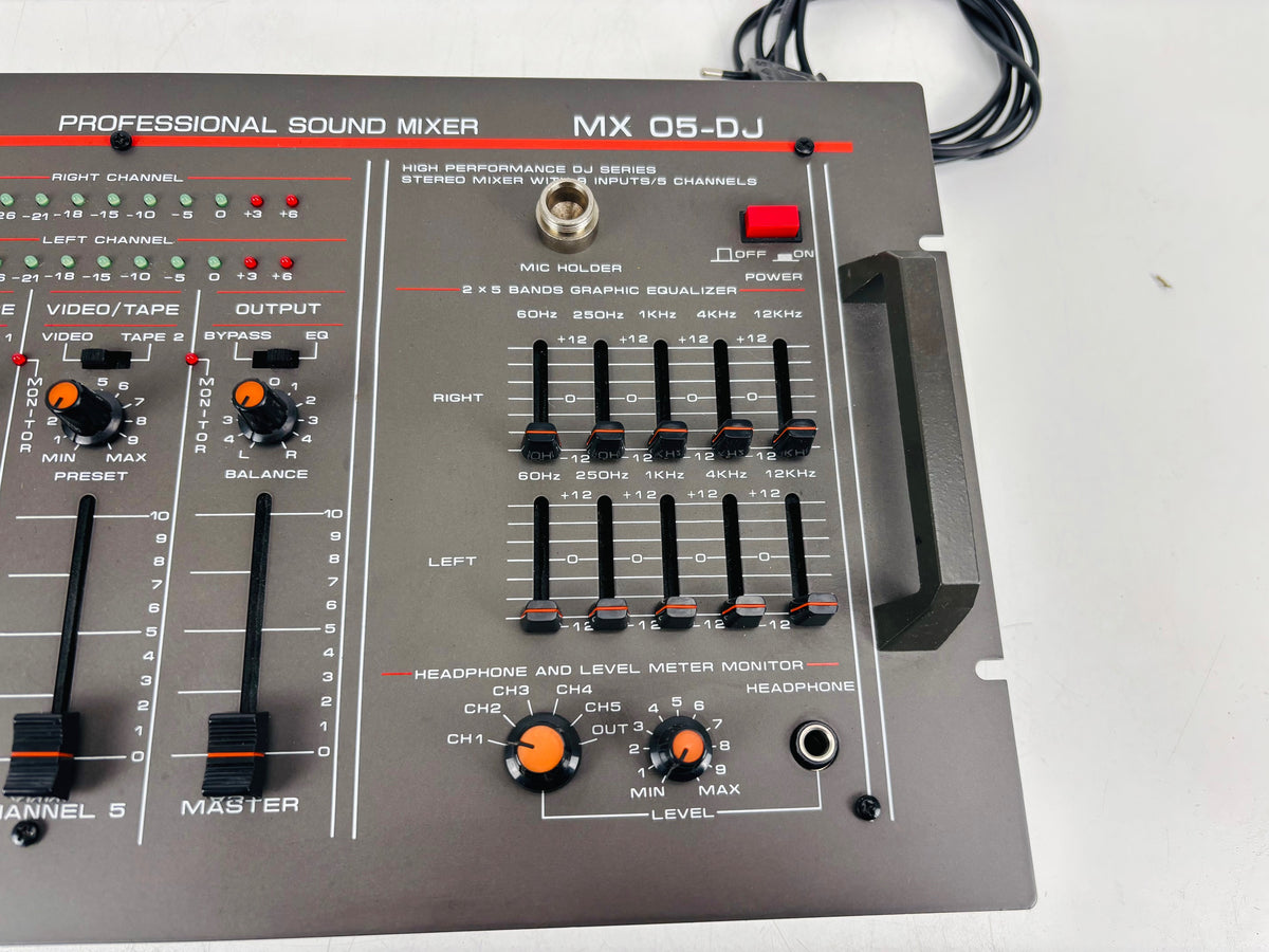 JB Systems - MX 05-DJ - Professional 5-Channel Analogue DJ Sound Mixer