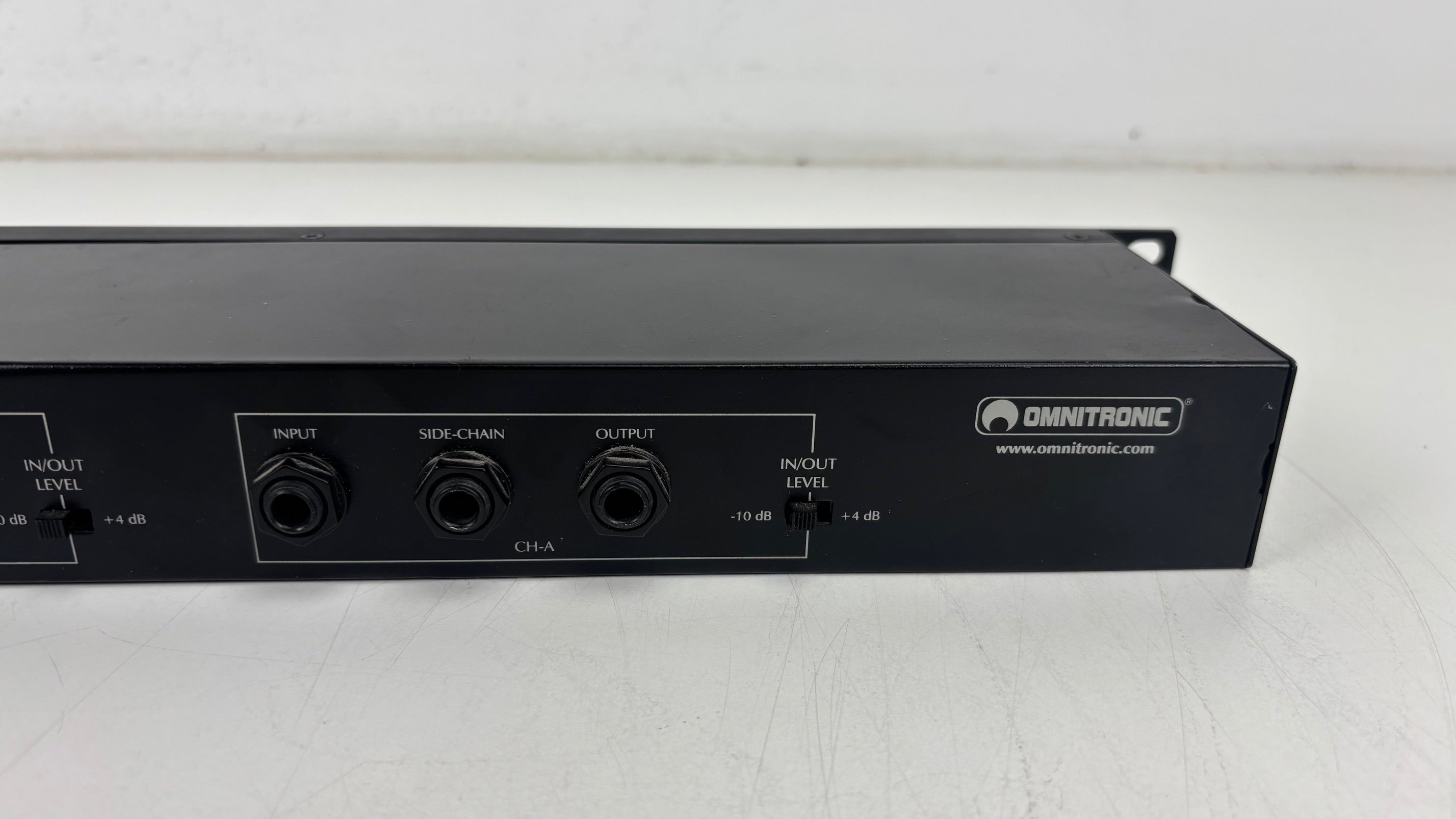 Omnitronic CL-66 Stereo Compressor/limiter - No PSU