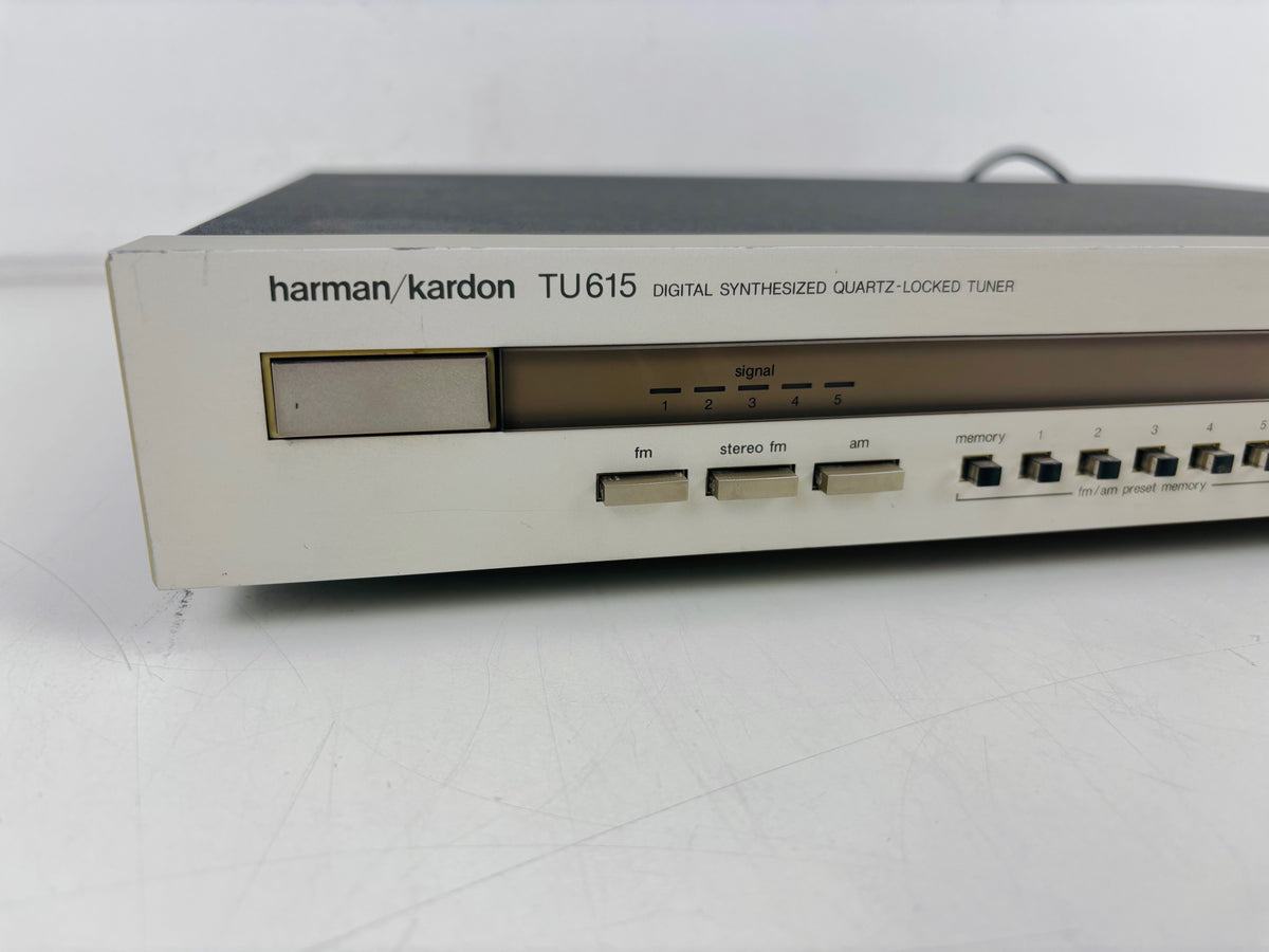 Harman/Kardon - TU615 - Digital AM/FM Stereo Tuner - Quartz-Locked Tuning - 12 Presets