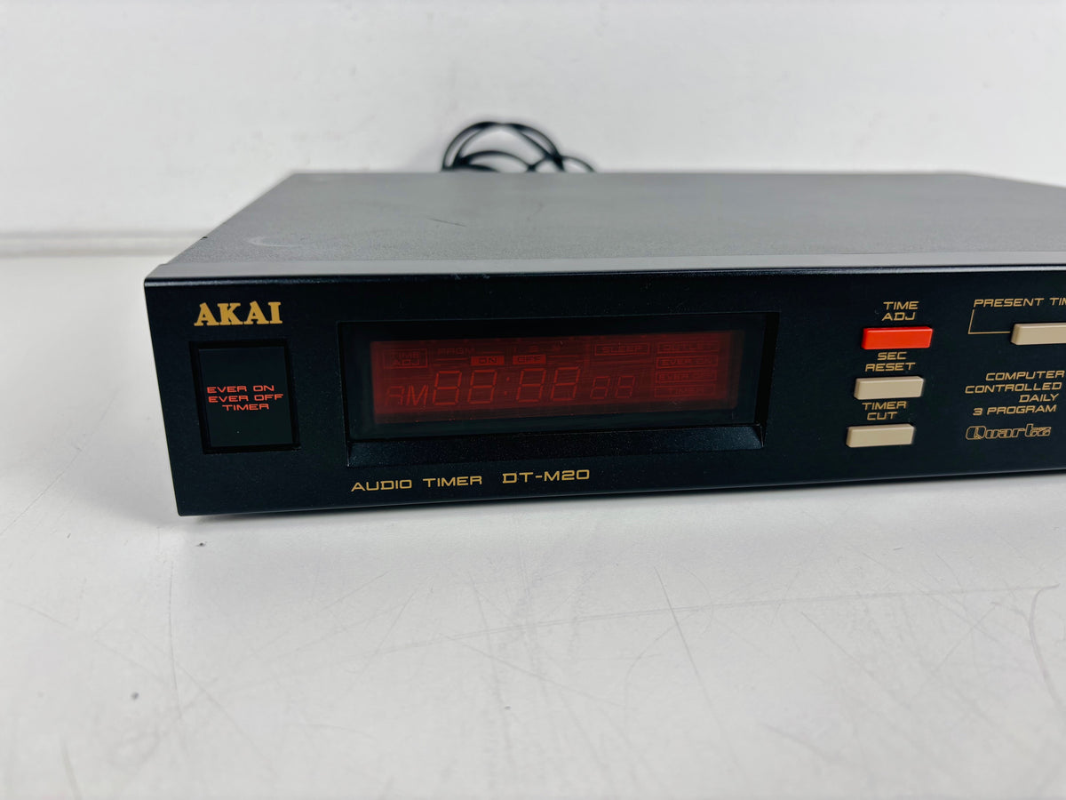 AKAI DT-M20 – Programmable Audio Timer – Hi-Fi System Timer