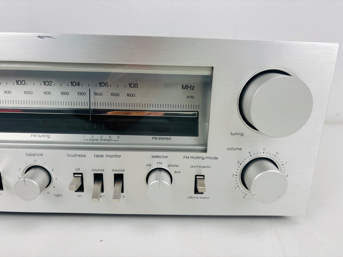 Technics - SA-303 - Vintage Stereo Receiver - 40W per Channel