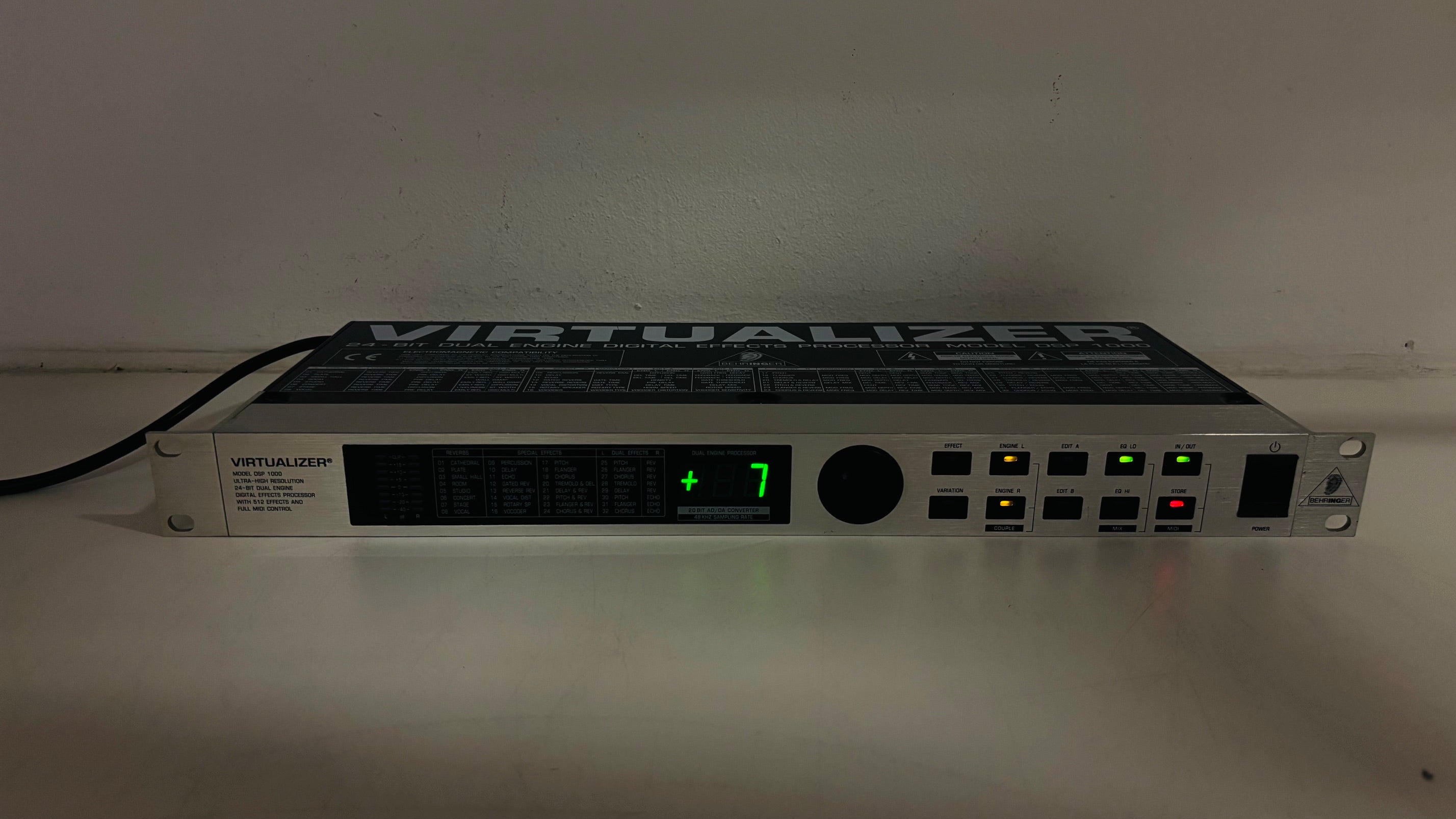 Behringer Virtualizer DSP1000 - Digital Multi-Effects Processor - 24-Bit - No PSU