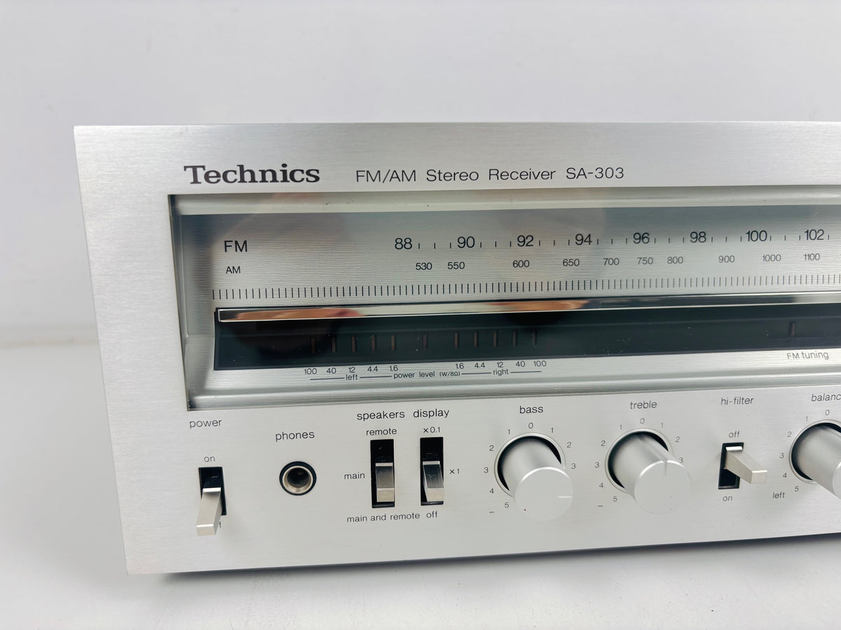 Technics - SA-303 - Vintage Stereo Receiver - 40W per Channel