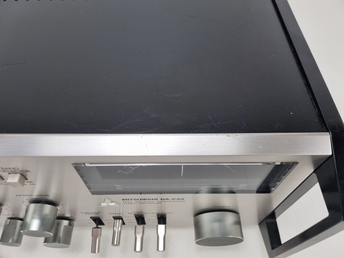Mitsubishi DA-C20 Tuner Preamplifier - DA-A10 Stereo Power Amplifier -  Serviced set