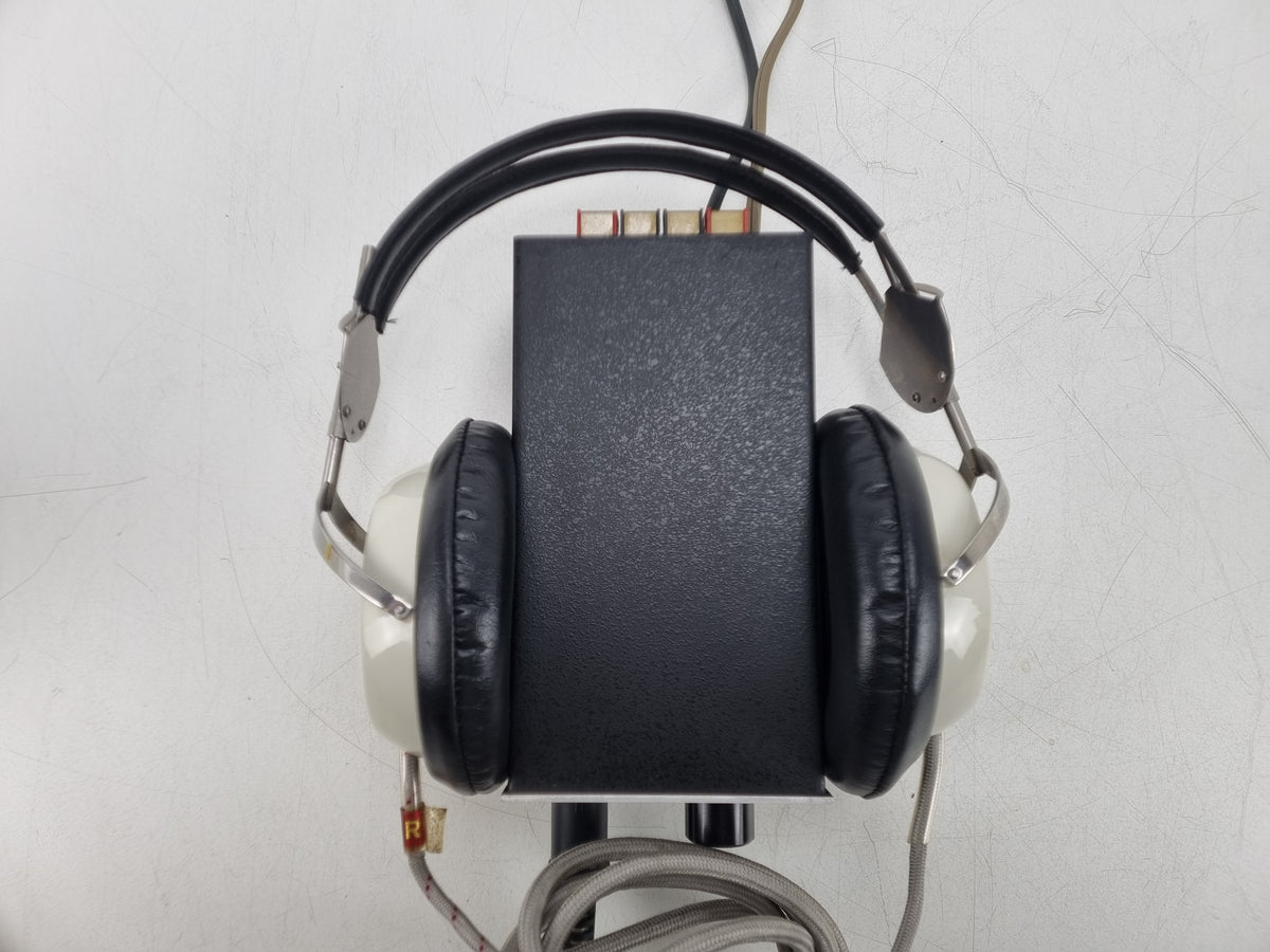 STAX SRD-6 - Adaptor Electrostatic Headphone Energizer - SR-3  Ear Speaker