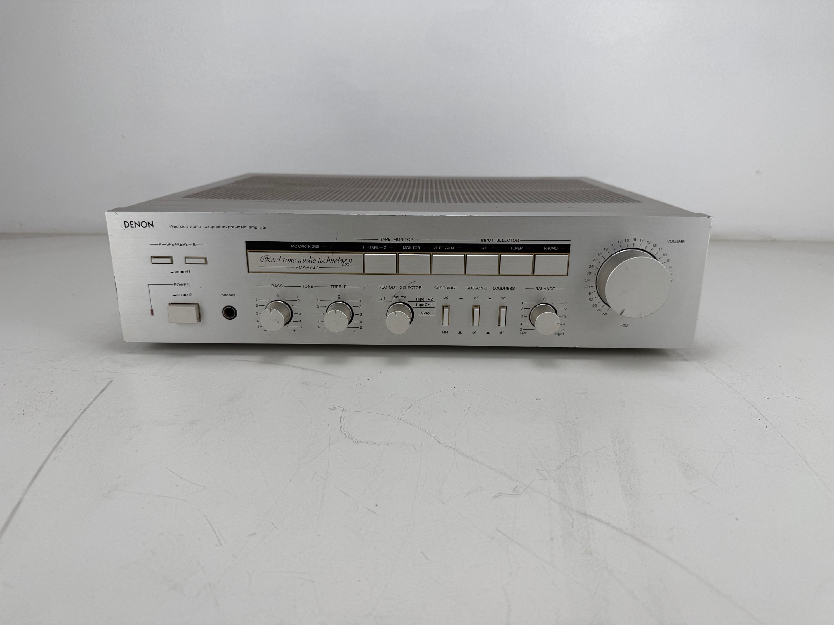 Denon PMA - 737 Stereo Integrated Amplifier - Fully Working ( Sold As Is )