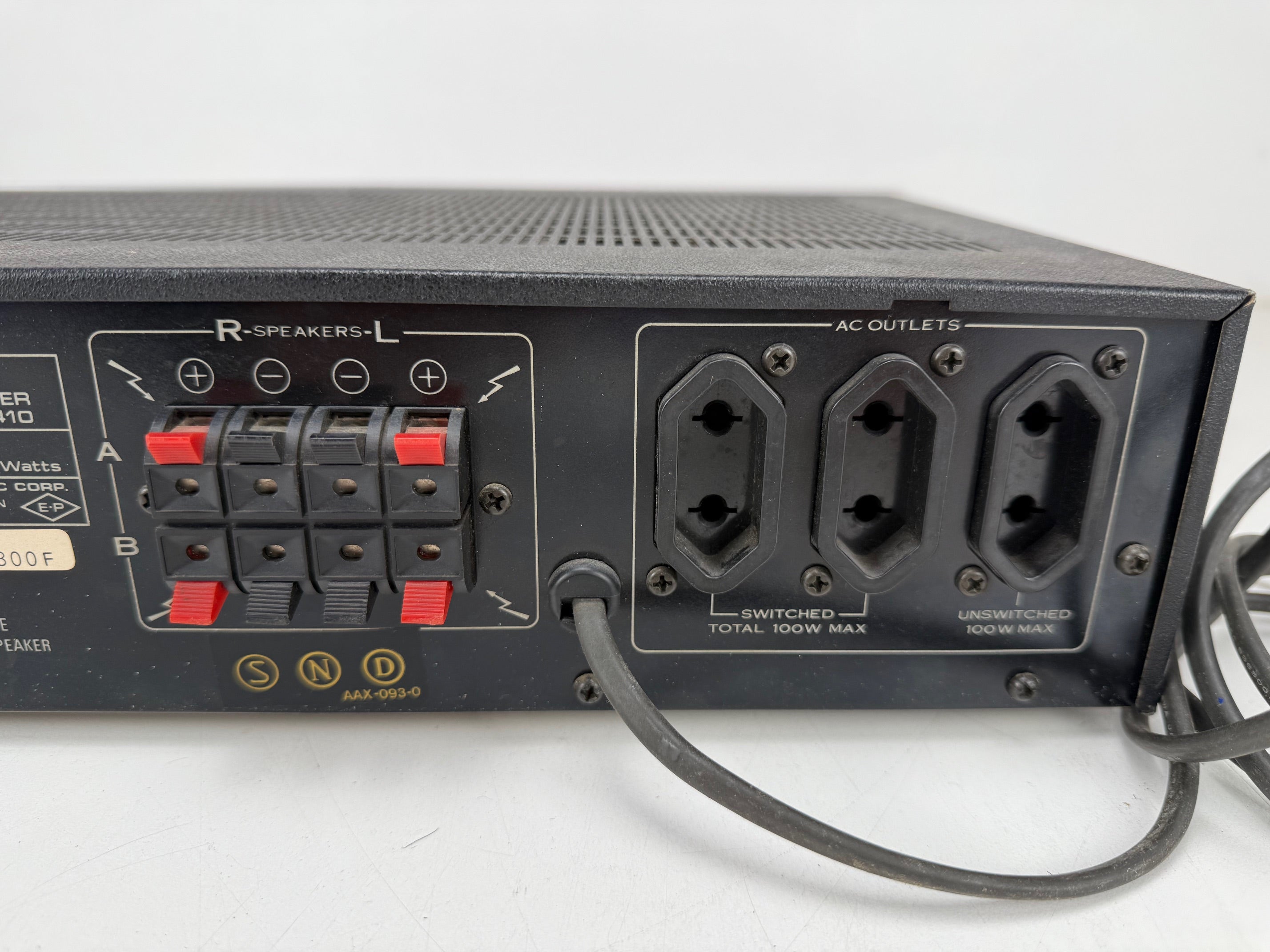 Pioneer SA-410 Stereo Integrated Amplifier
