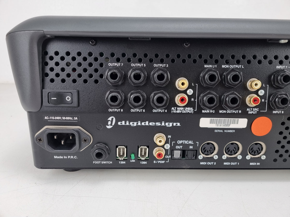 Digidesign DIGI 002 - Digitale audio-interfaceconsole - getest op vermogen