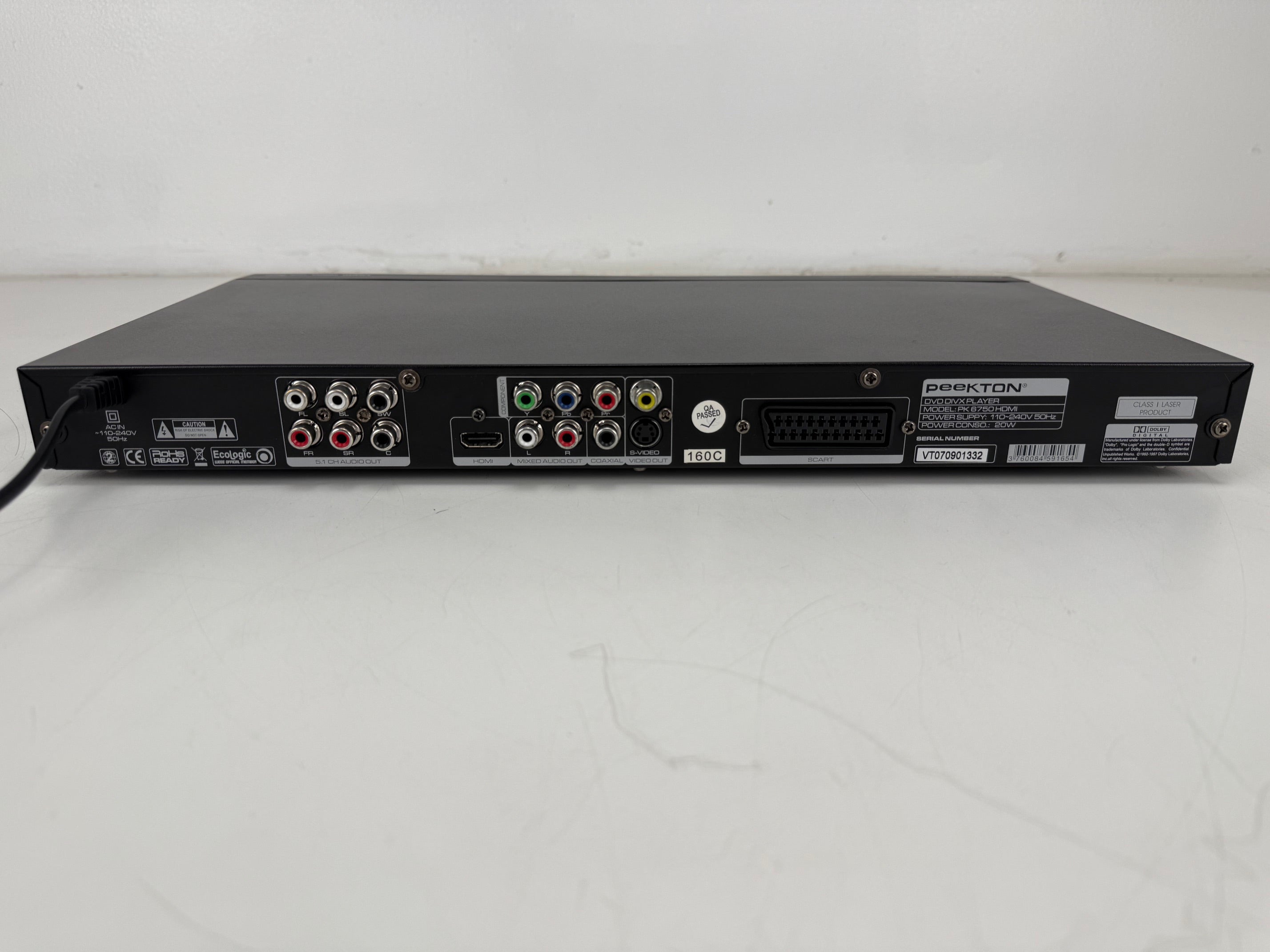 Peekton PK 6750 HDMI DVD DIVX Player With Original Box - Remote Control