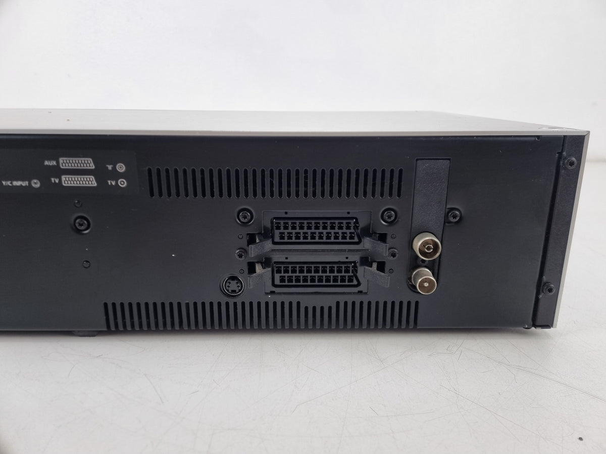 Bang & Olufsen HDR 2 DVD / Harddisk Recorder (250 GB) - Power Tested