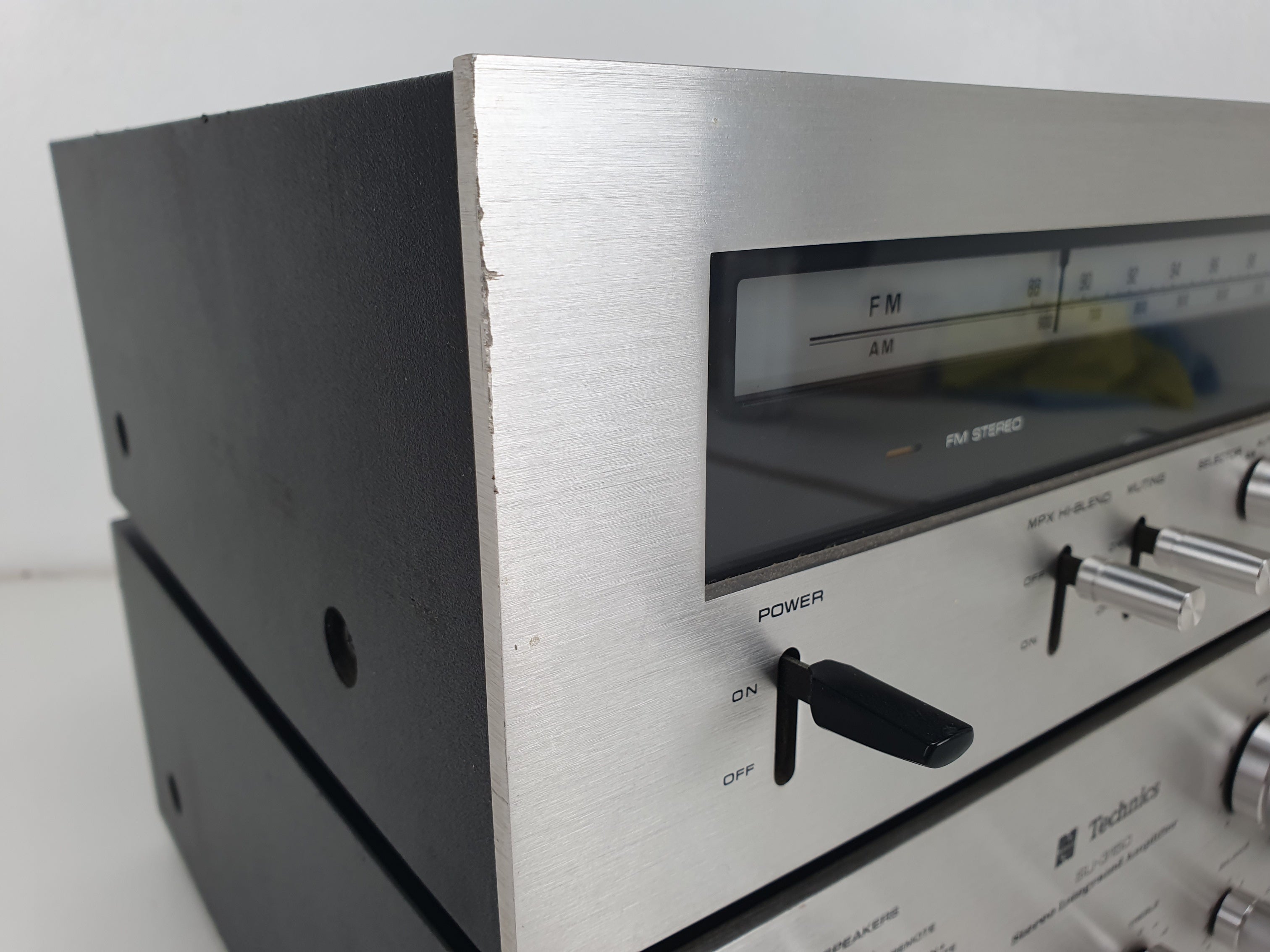 Technics SU-3150 Integrated Amplifier - ST-3159 Tuner - Nice set