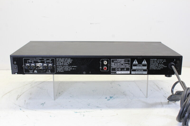 Pioneer F-717L-  FM/AM D- igital Synthesizer Tuner