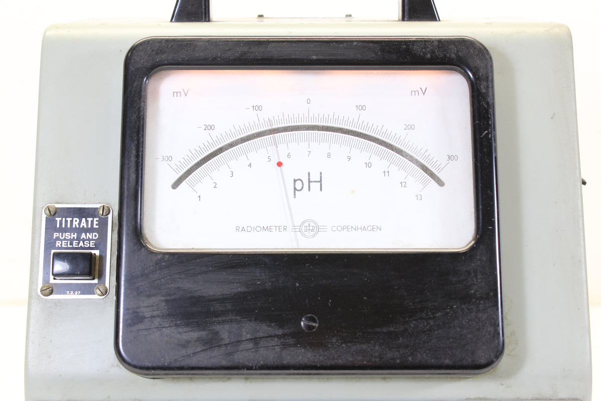 Radiometer Copenhagen TTT1 titrator met aansluitkabels