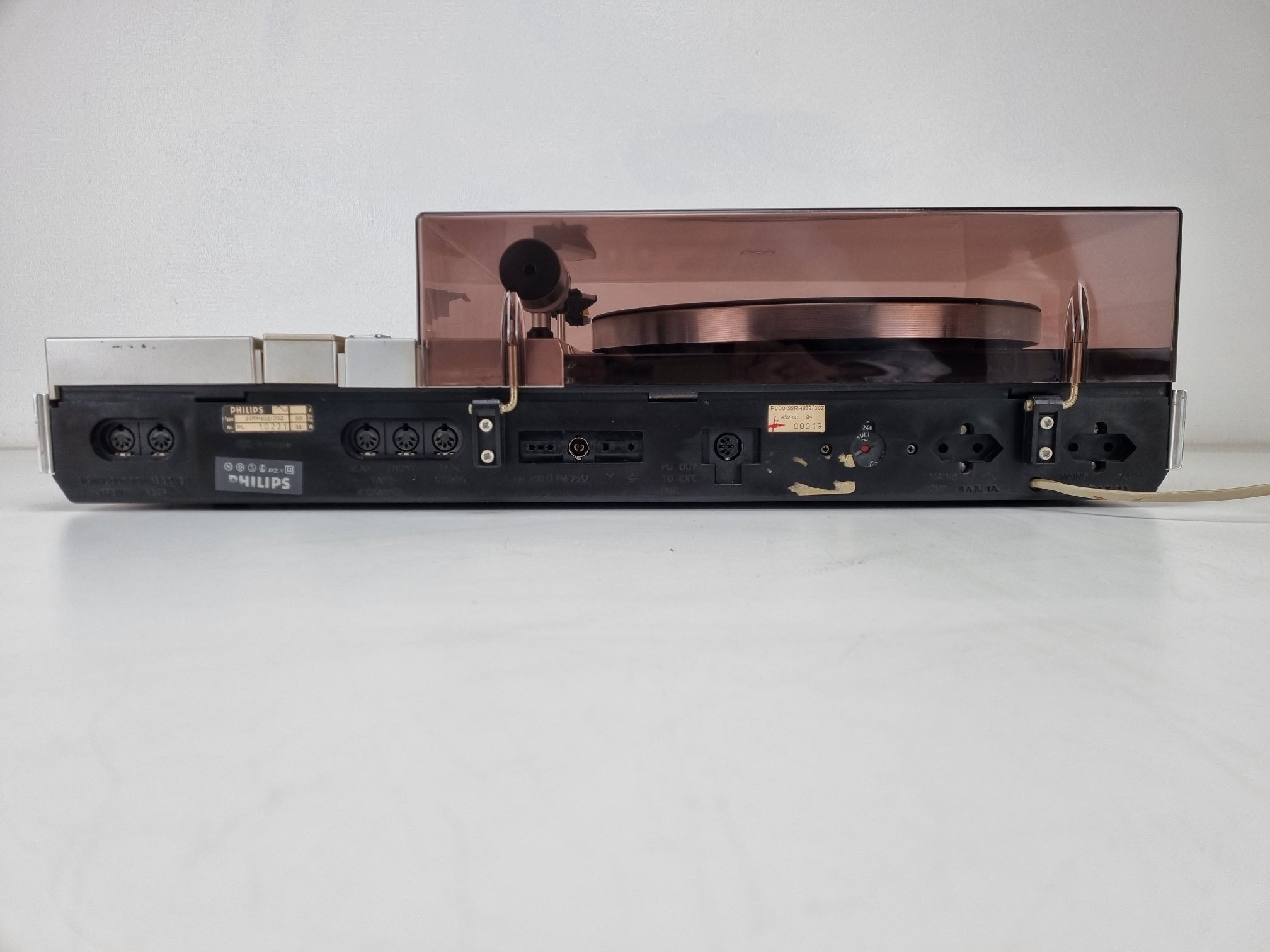 Philips RH 832 - VU meter repaird - New Ligths - 4x Philips 541 MFB speakers