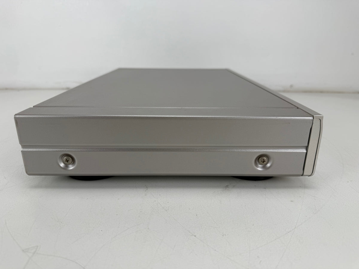 Denon TU-1510AE AM/FM stereo tuner met originele doos